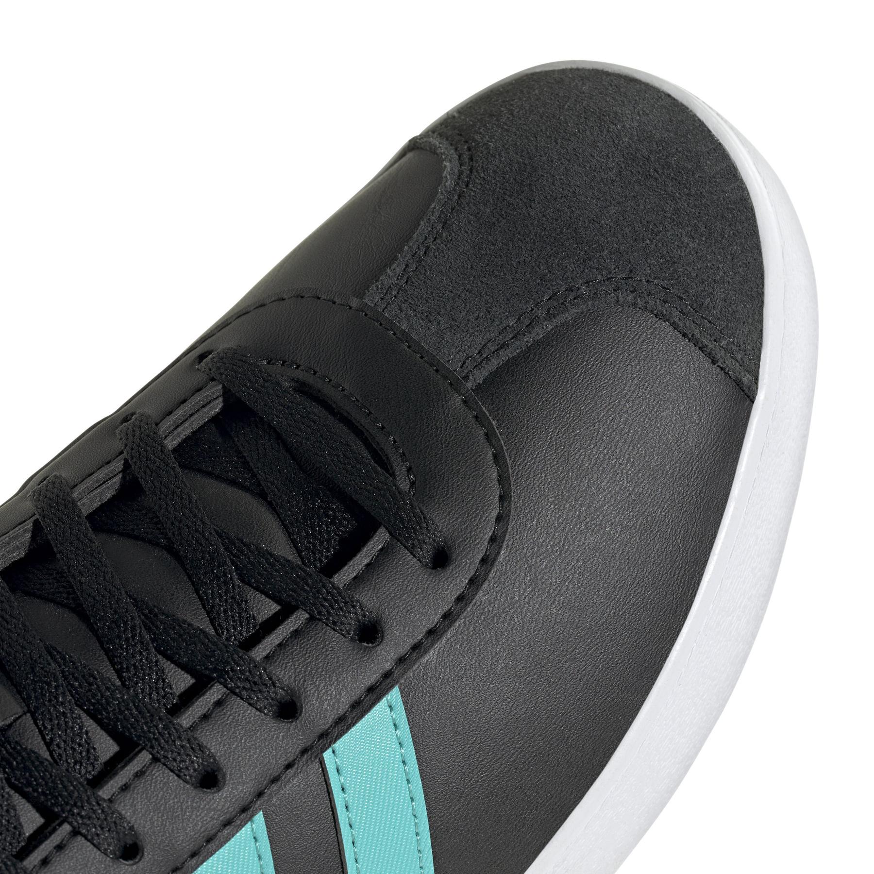 a/d/adidas_jr1068_9_footwear_photography_detail_view_2_white.jpg
