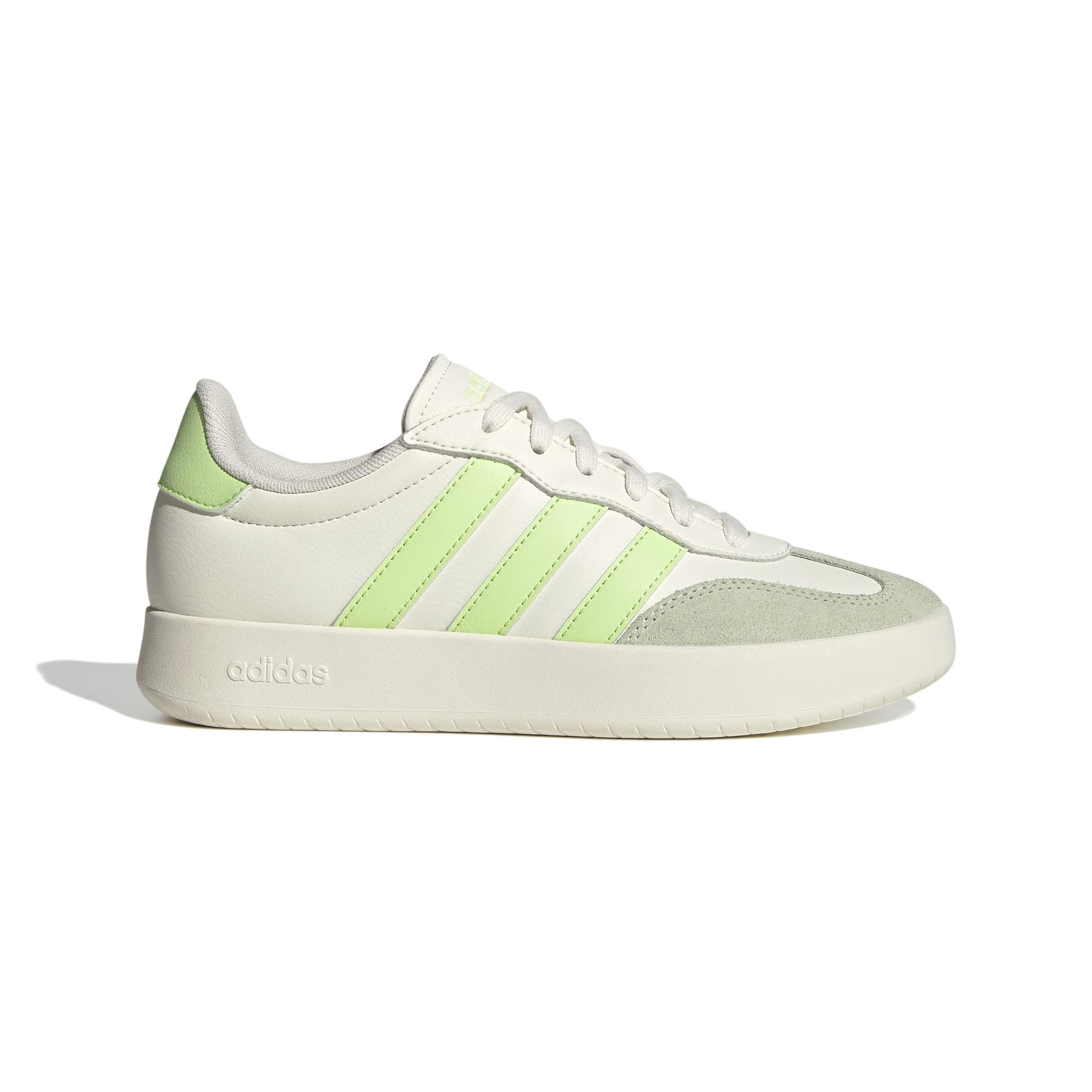 product/a/d/adidas_jr1190_1_footwear_photography_side_lateral_center_view_white-nw091625.jpg