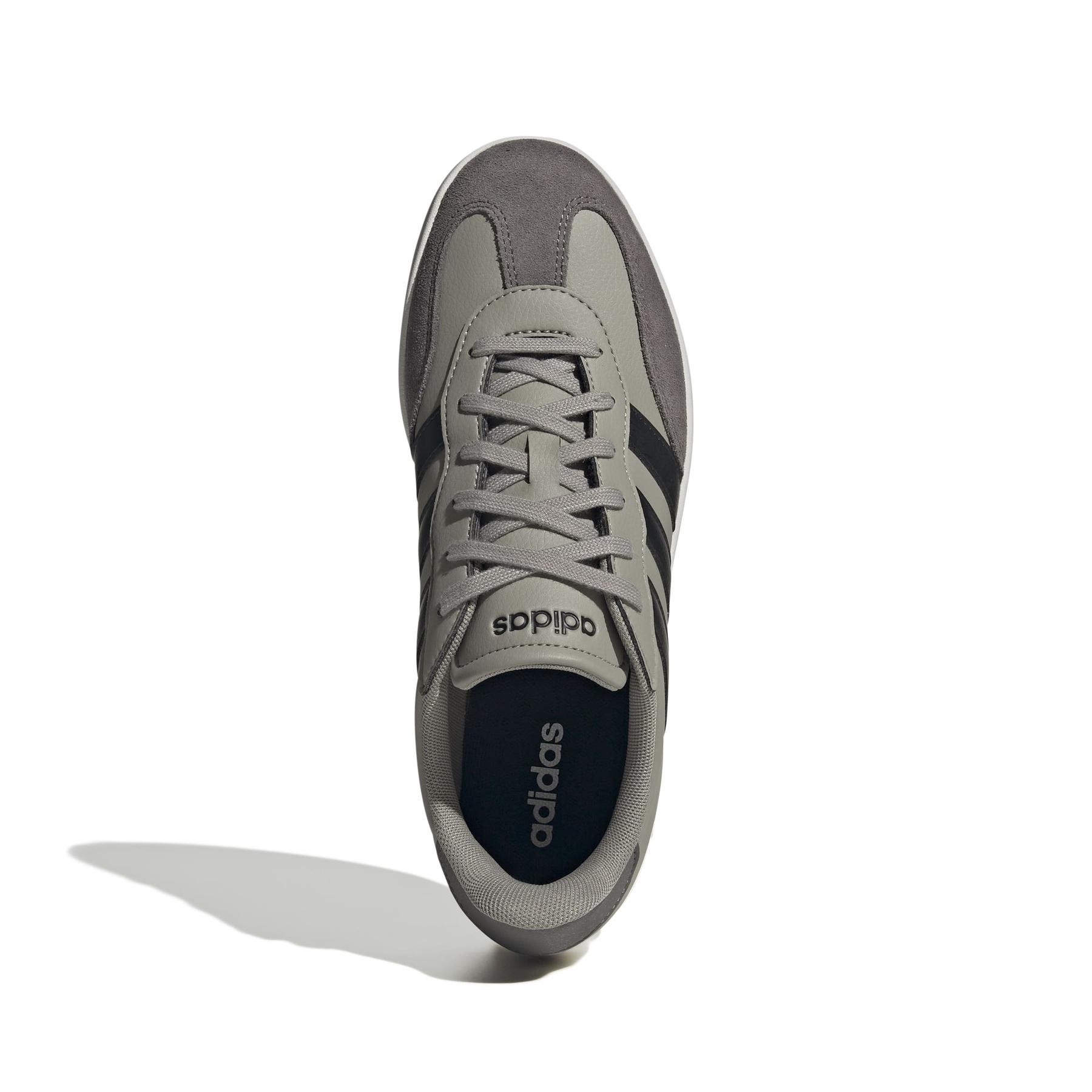 product/a/d/adidas_jr1324_3_footwear_photography_top_portrait_view_white-nw091625.jpg