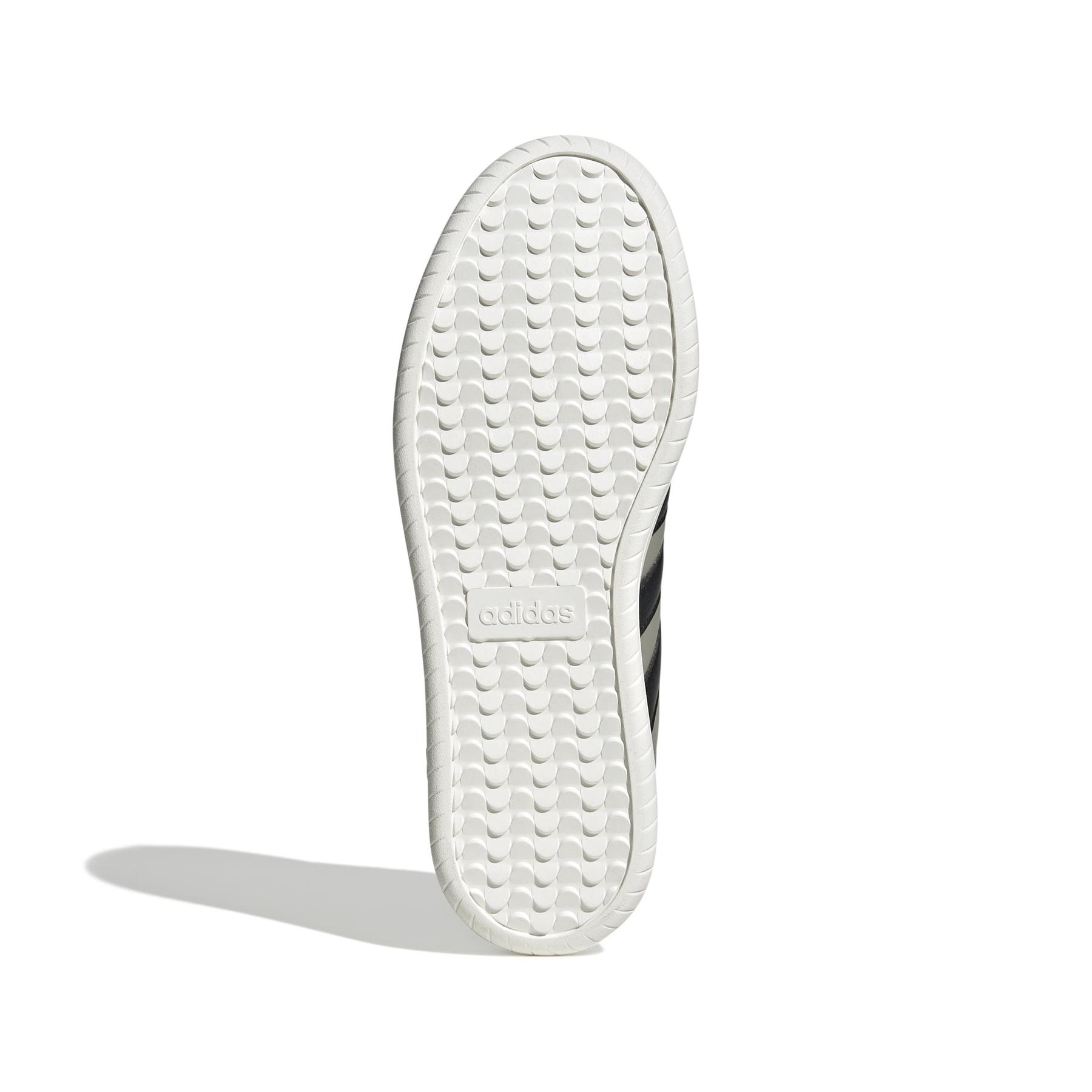 product/a/d/adidas_jr1324_4_footwear_photography_bottom_view_white-nw091625.jpg