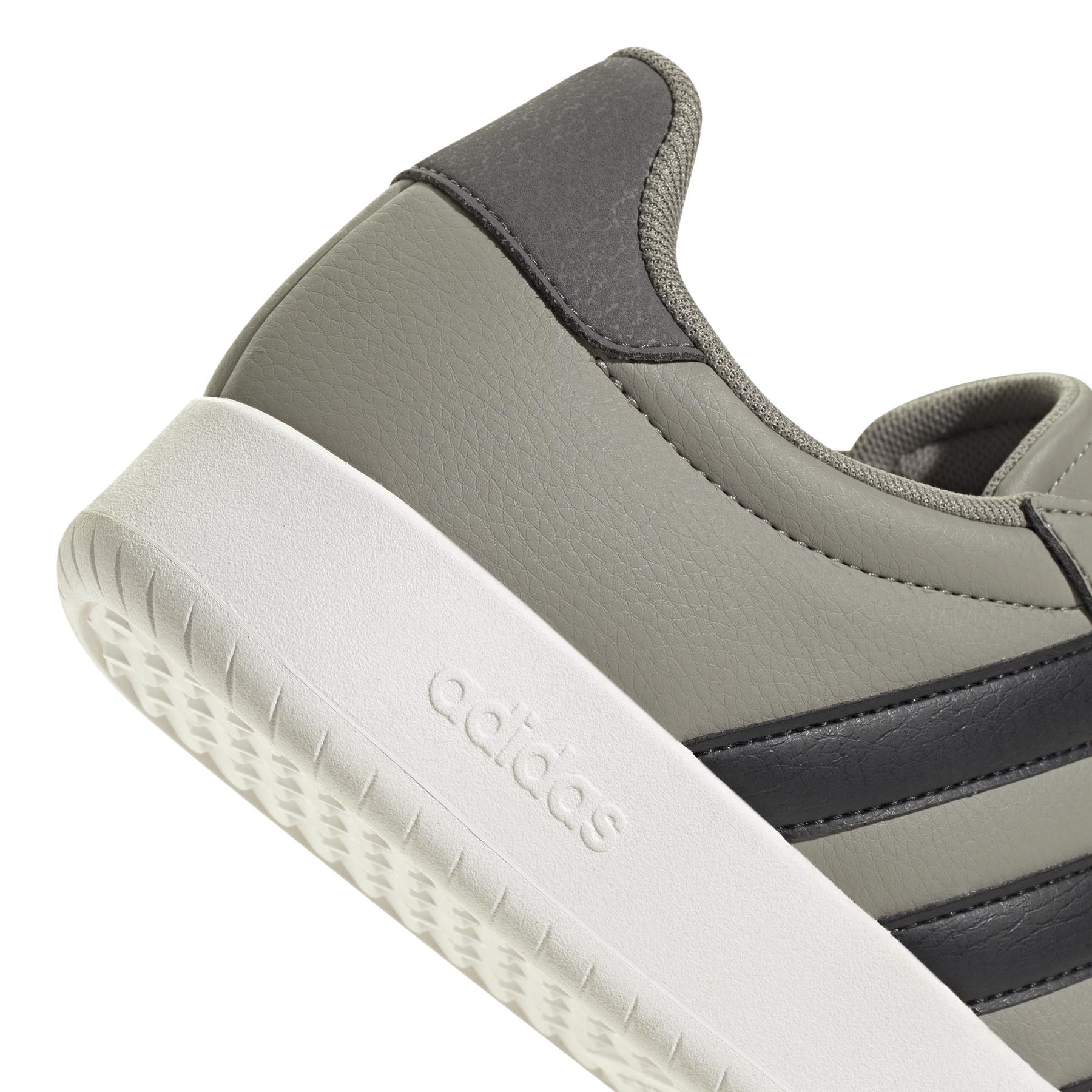 a/d/adidas_jr1324_putbei-cblack-chacoa_9.jpg