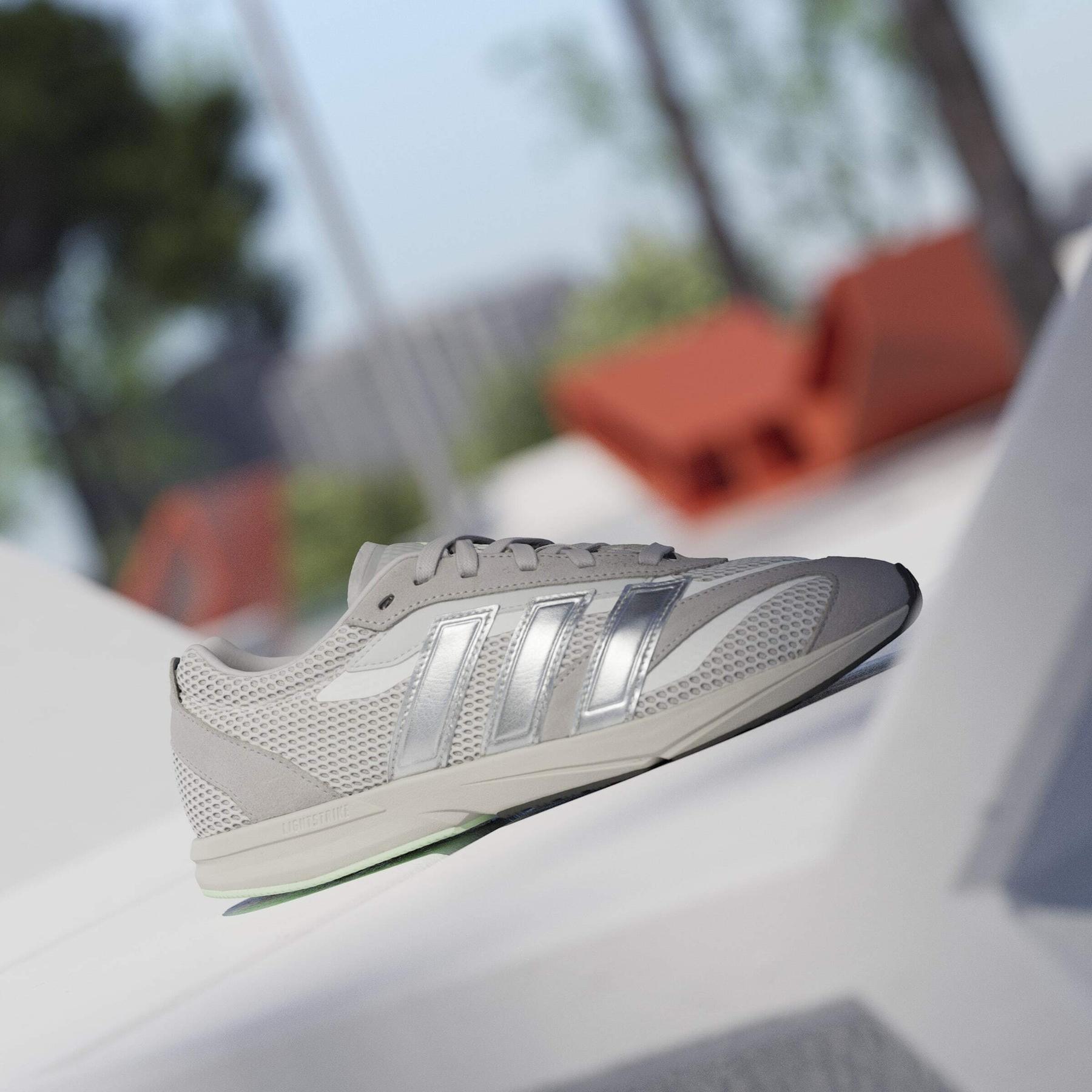 product/a/d/adidas_jr4838_gris_15.jpg