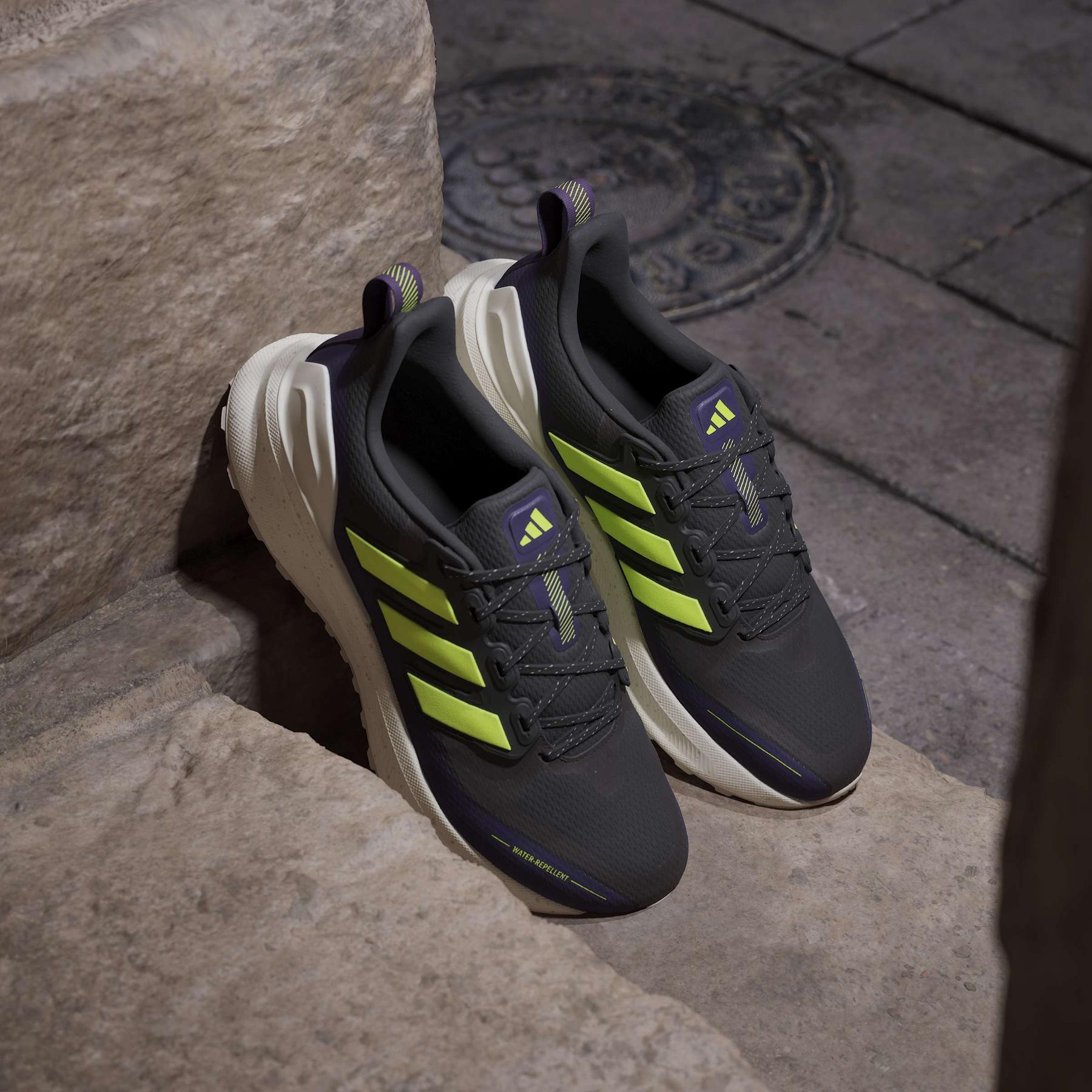 product/a/d/adidas_jr5380_17_footwear_photography_heromrktng_view_5-nw091725.jpg