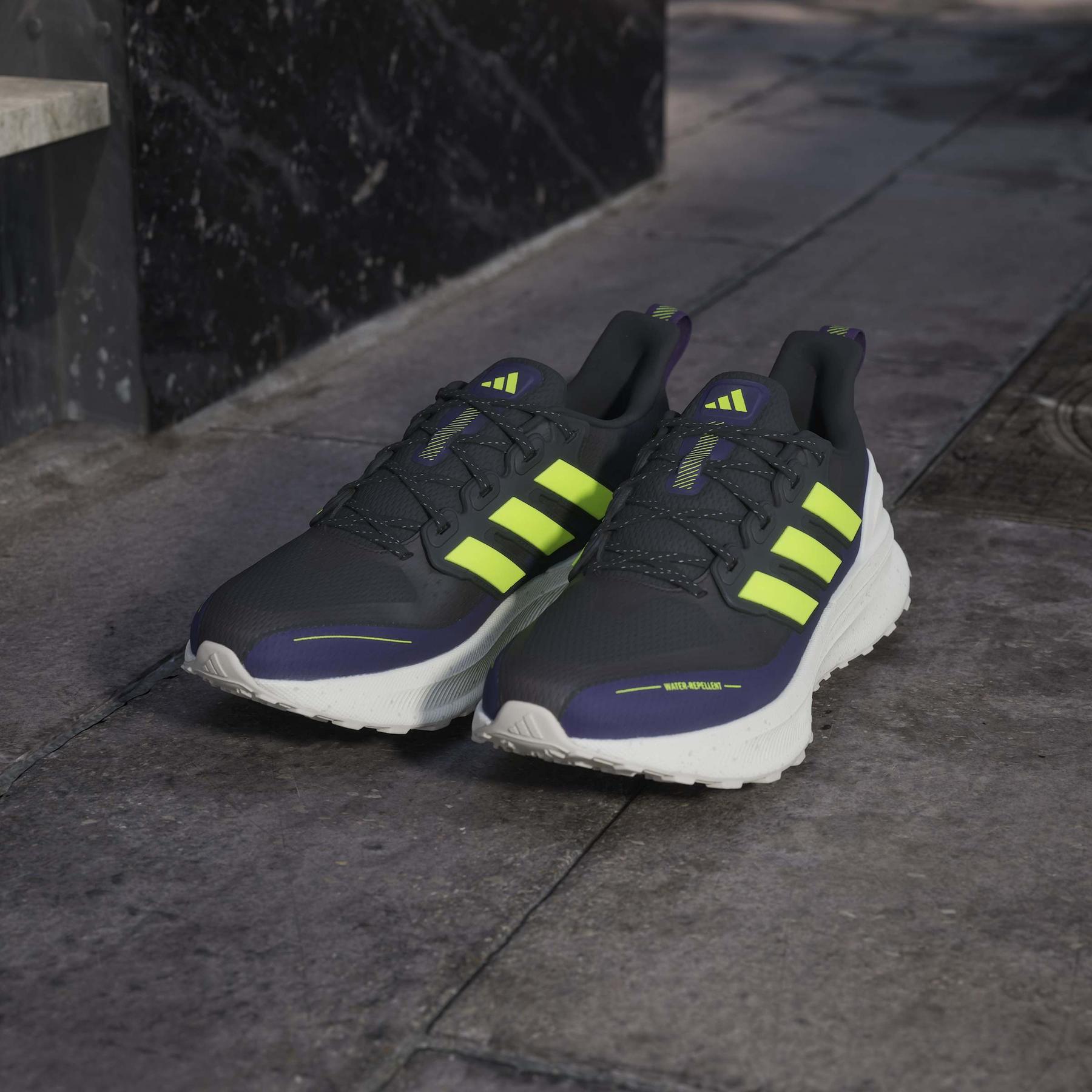 product/a/d/adidas_jr5380_20_footwear_photography_heromrktng_view_8-nw091725.jpg