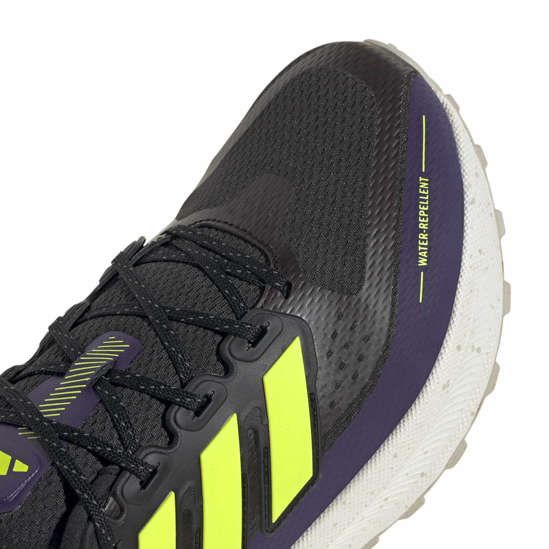 product/a/d/adidas_jr5380_9_footwear_photography_detail_view_2_white-nw091725.jpg