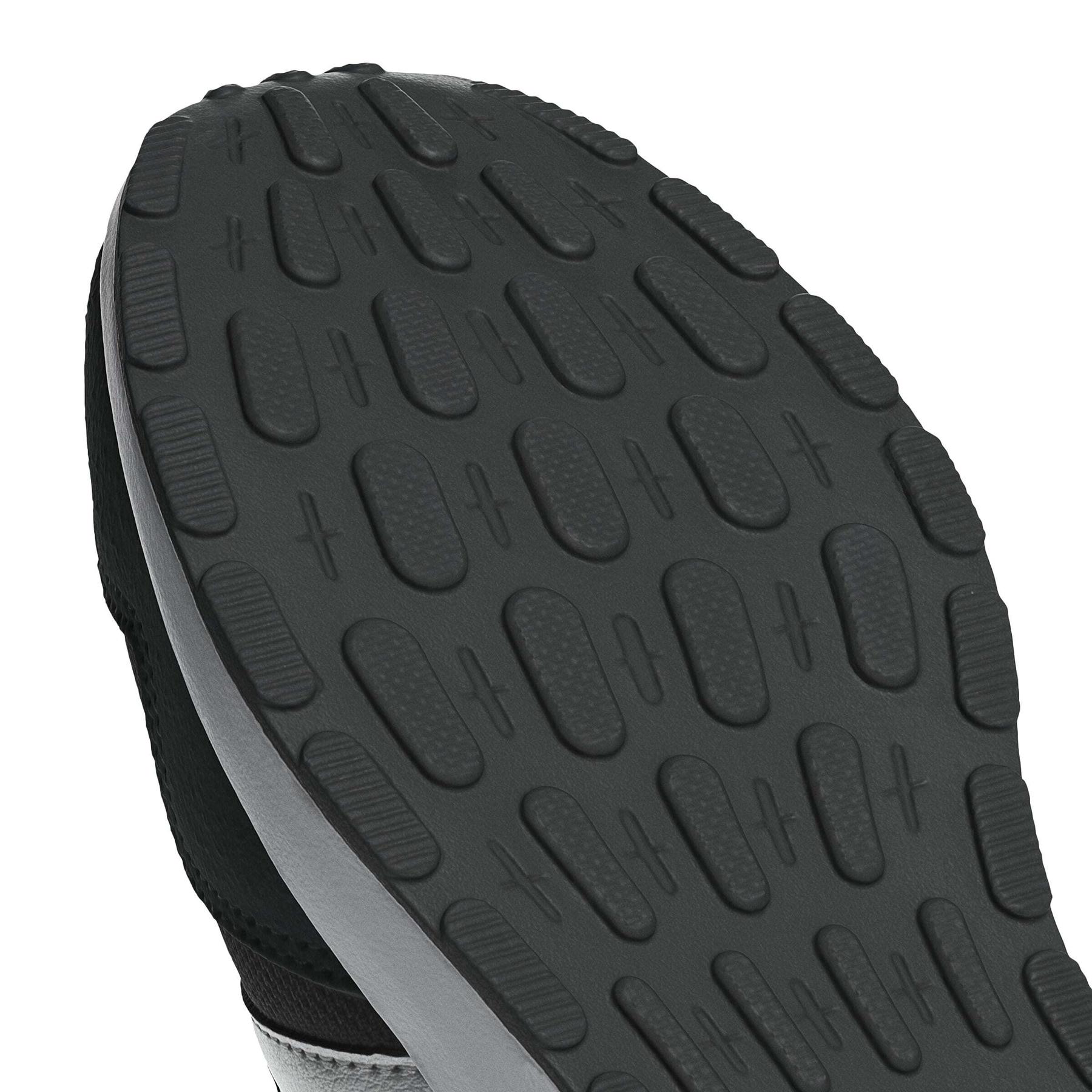 product/a/d/adidas_jr6626_9_footwear_photography_detail_view_2_white-nw091725.jpg