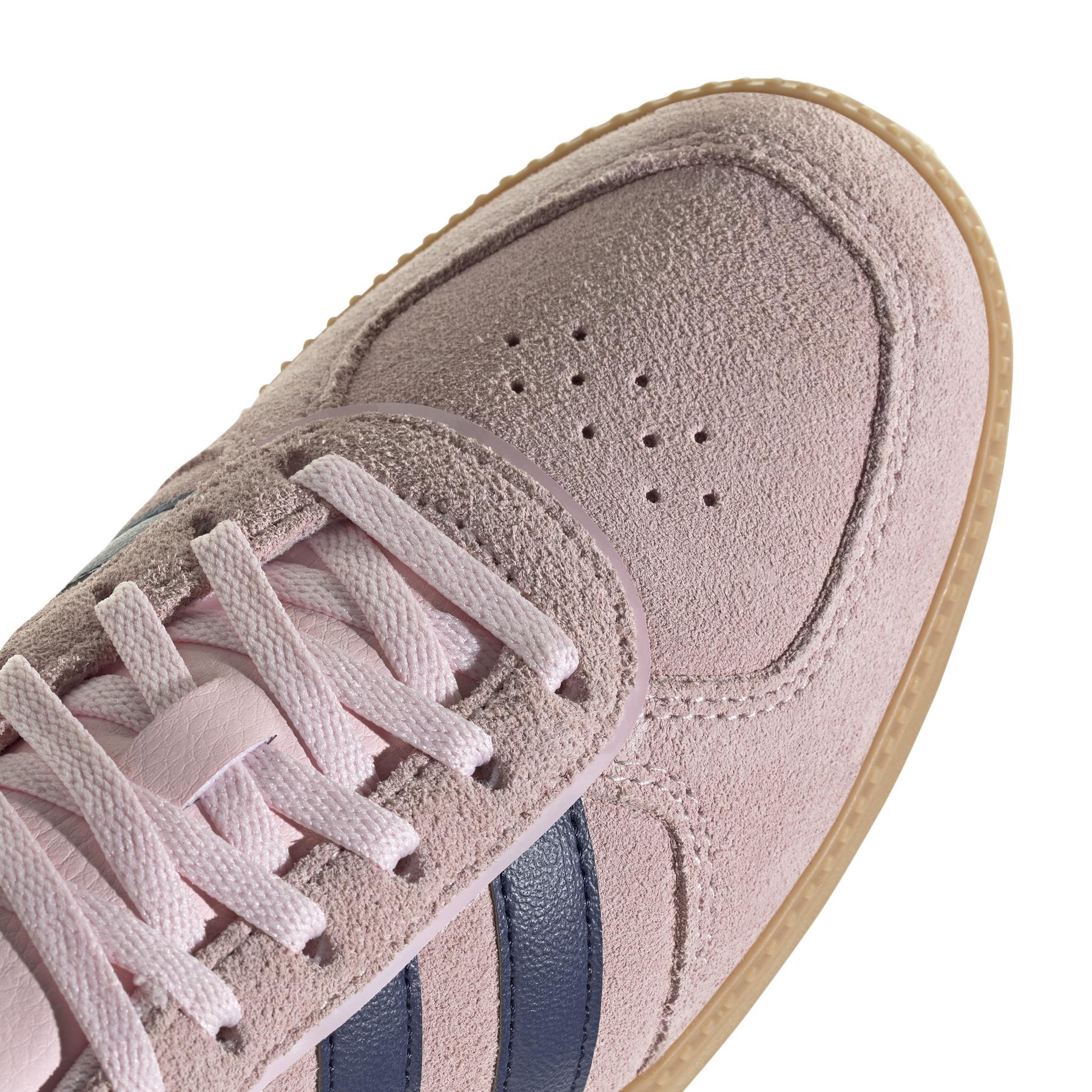 a/d/adidas_jr6906_8_footwear_photography_detail_view_1_white.jpg