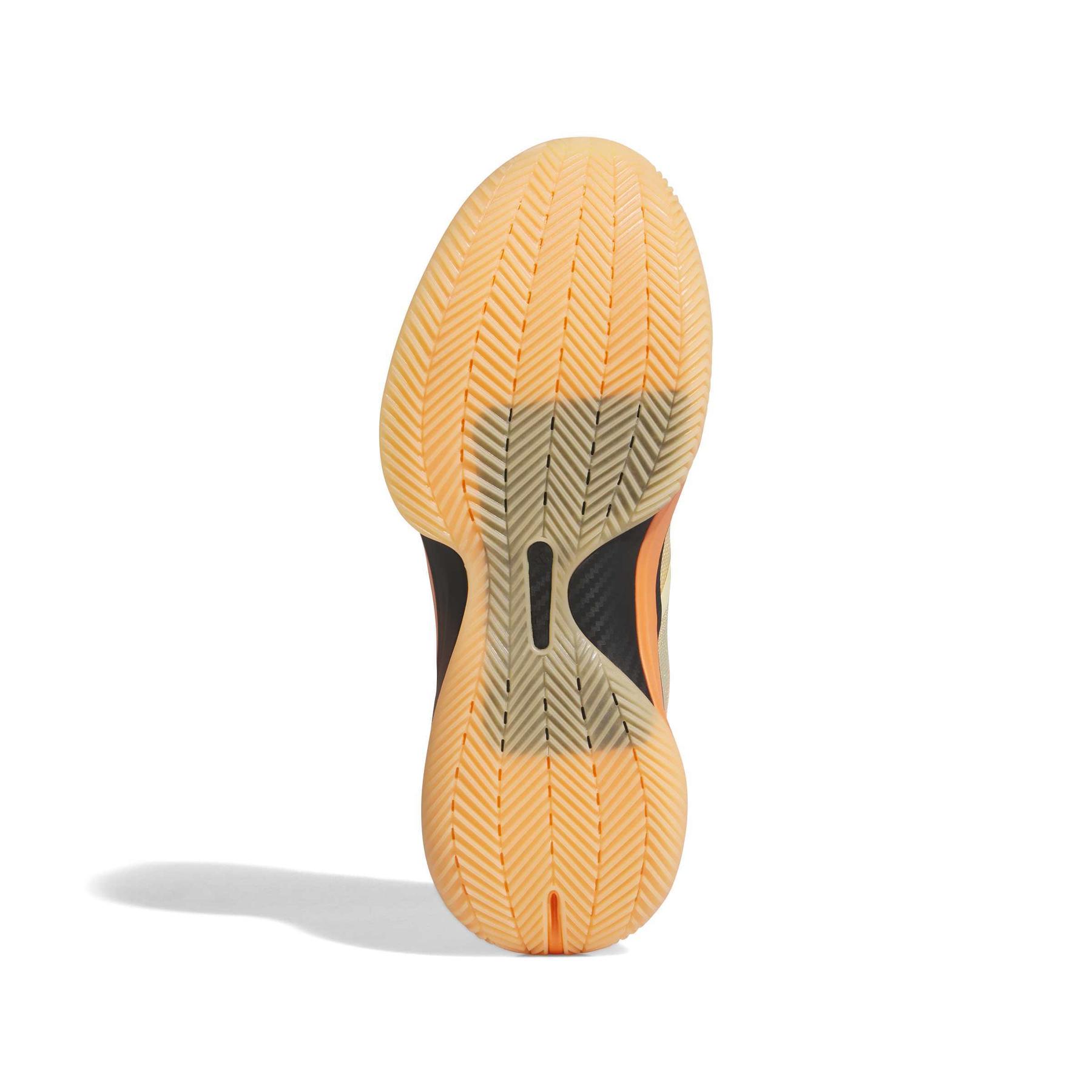 product/a/d/adidas_jr8275_4_footwear_photography_bottom_view_white.jpg