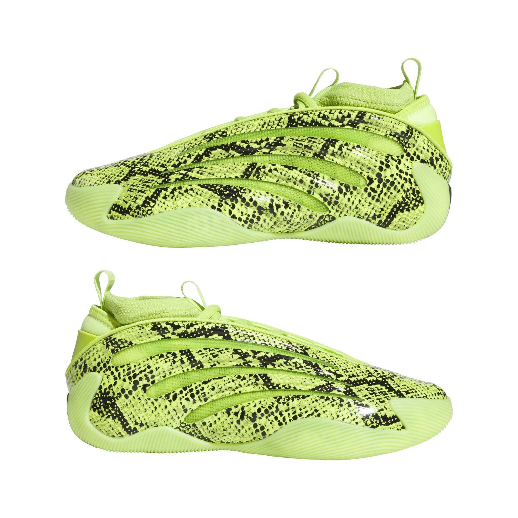 product/a/d/adidas_jr8289_10_footwear_photography_mirrored_pair_view_white.jpg
