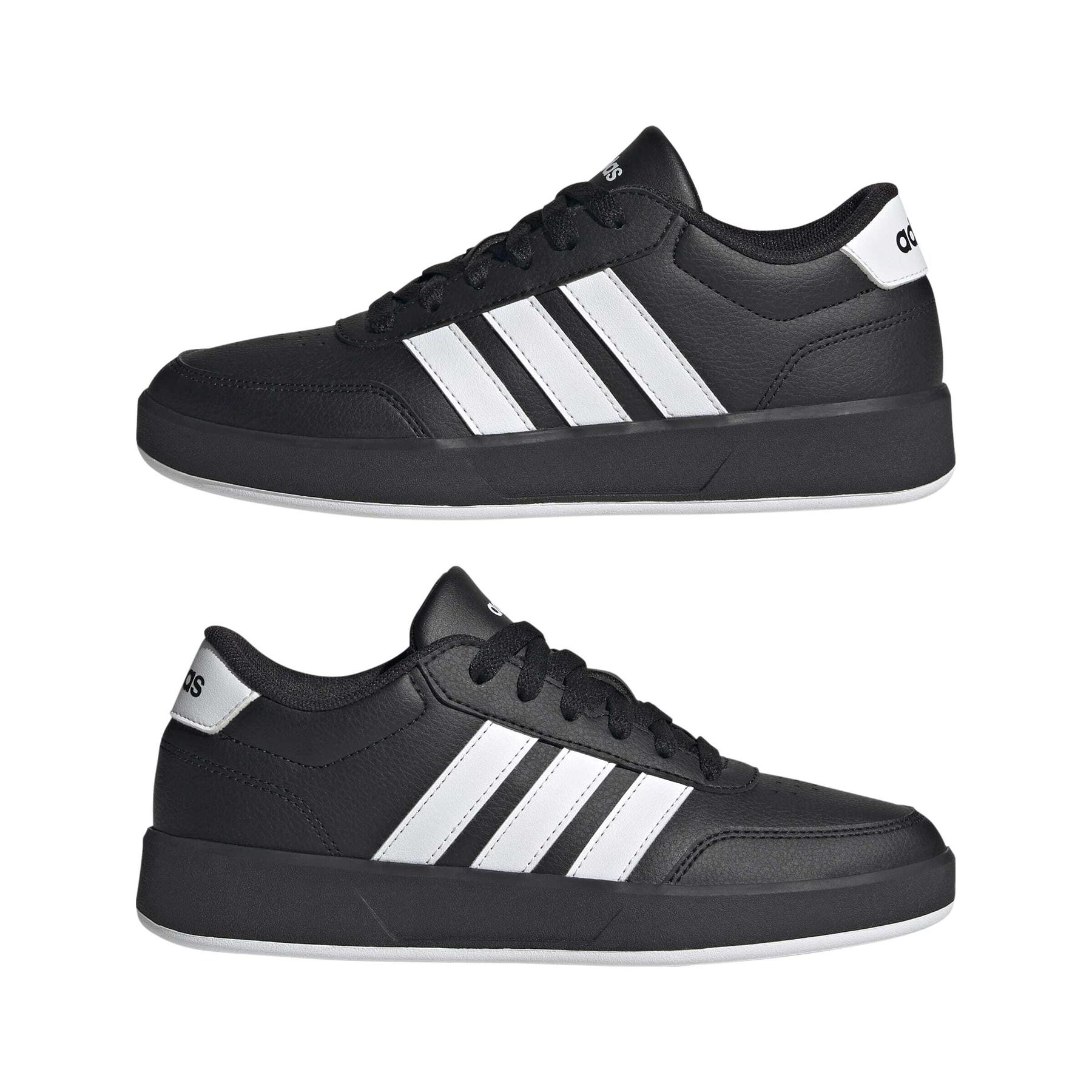 product/a/d/adidas_jr8447_10_footwear_photography_mirrored_pair_view_white.jpg