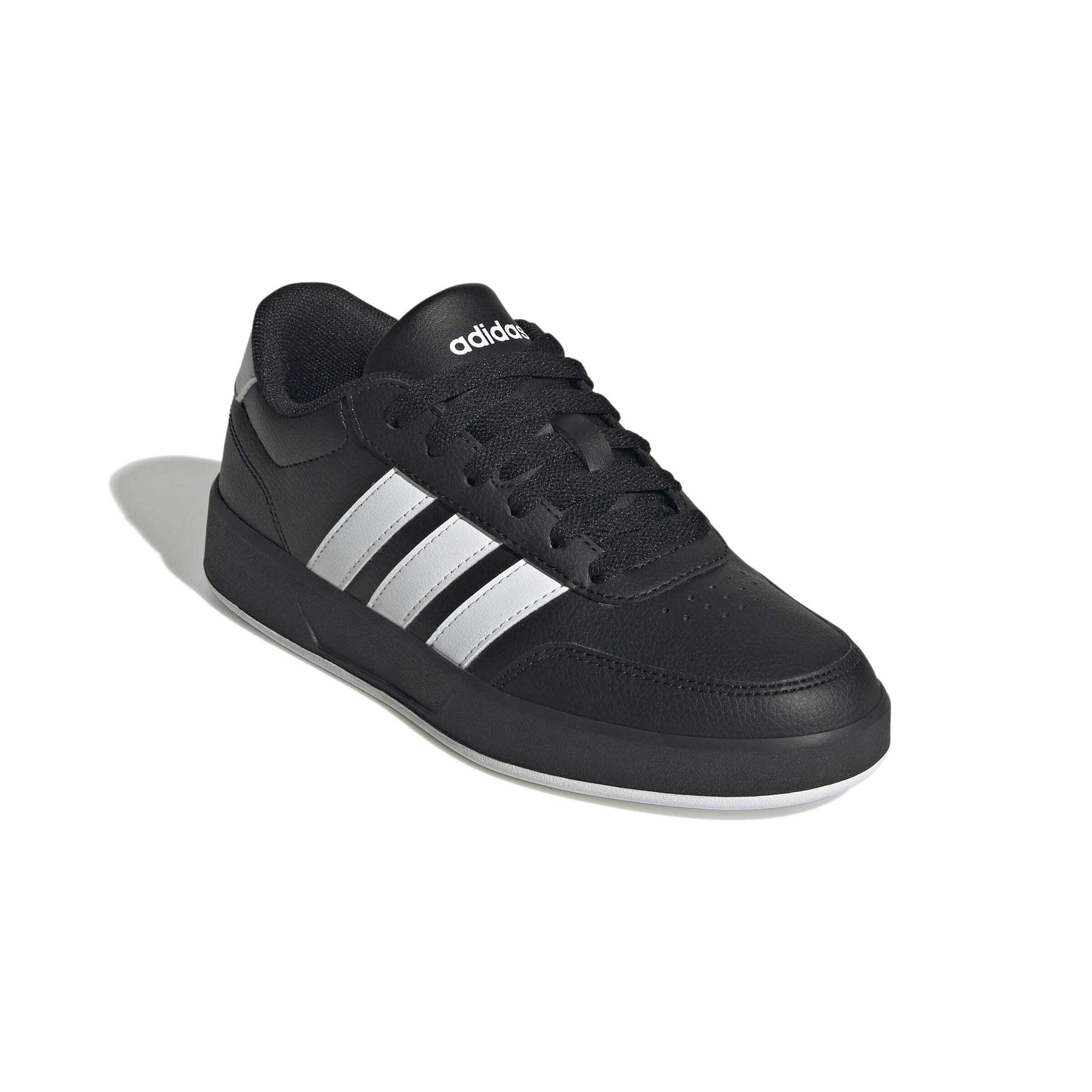 product/a/d/adidas_jr8447_6_footwear_photography_front_lateral_top_view_white.jpg