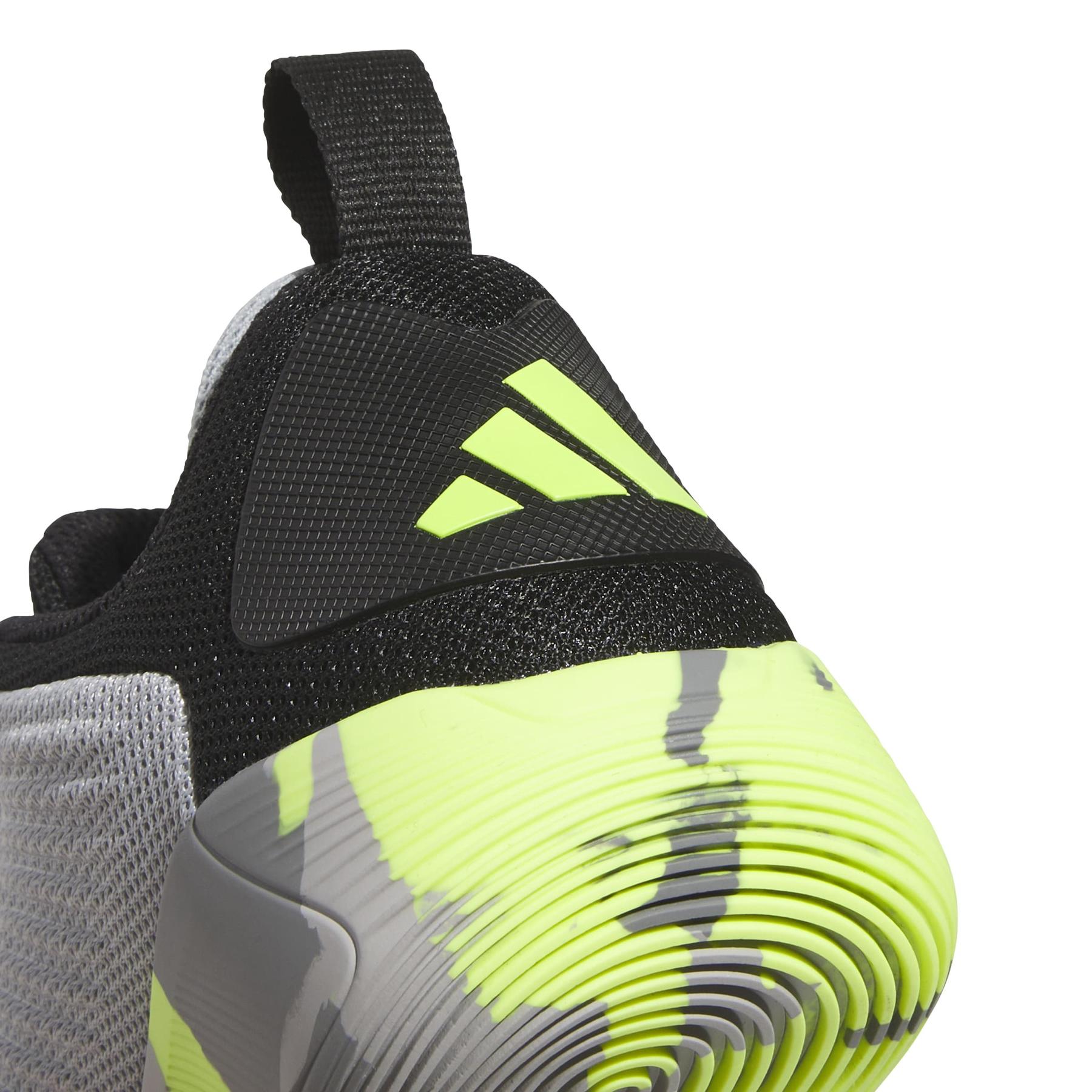 product/a/d/adidas_jr9768_8_footwear_photography_detail_view_1_white.jpg