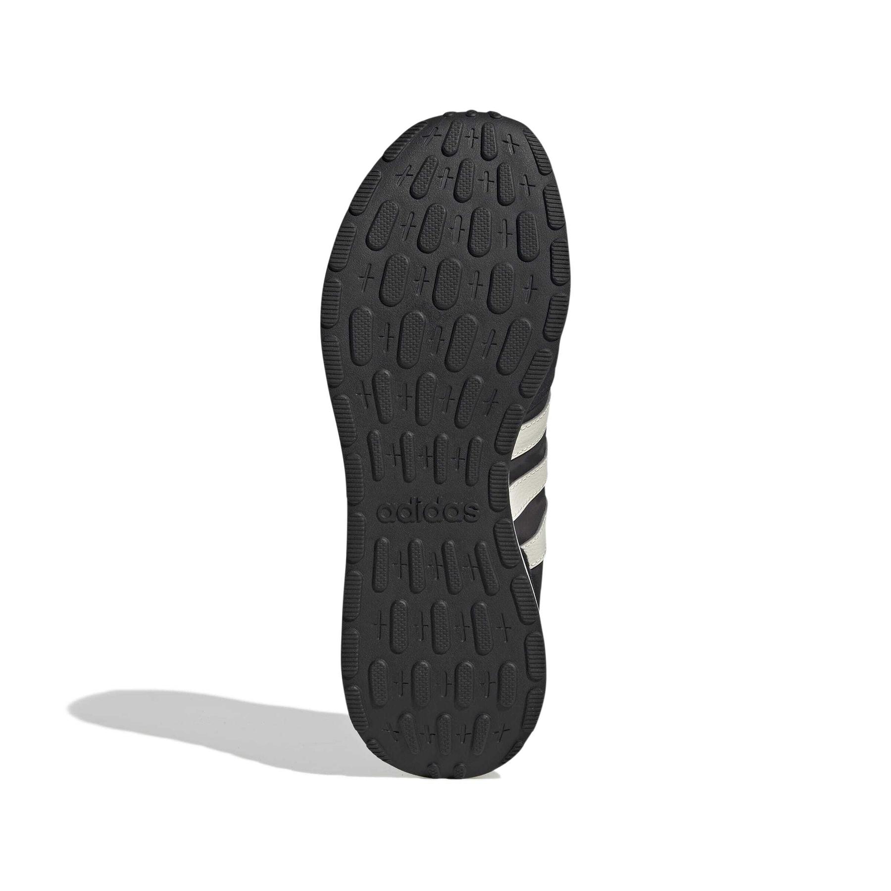 product/a/d/adidas_js3333_4_footwear_photography_bottom_view_white-nw091725.jpg