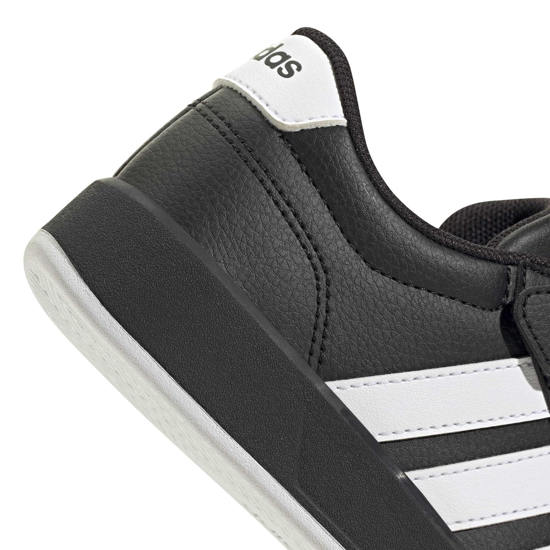 product/a/d/adidas_js3687_9_footwear_photography_detail_view_2_white-nw091725.jpg