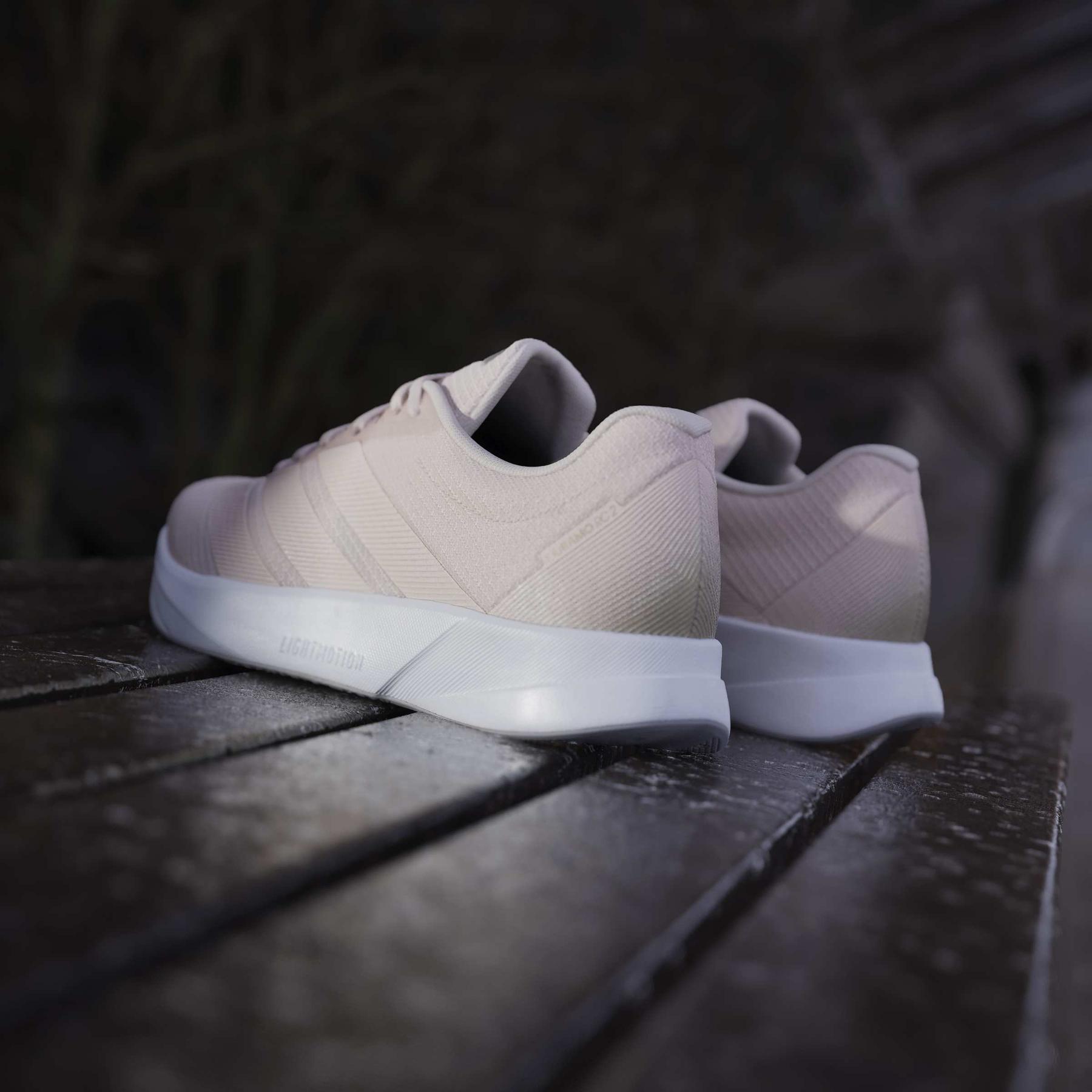 product/a/d/adidas_js4432_19_footwear_photography_heromrktng_view_6-nw091725.jpg