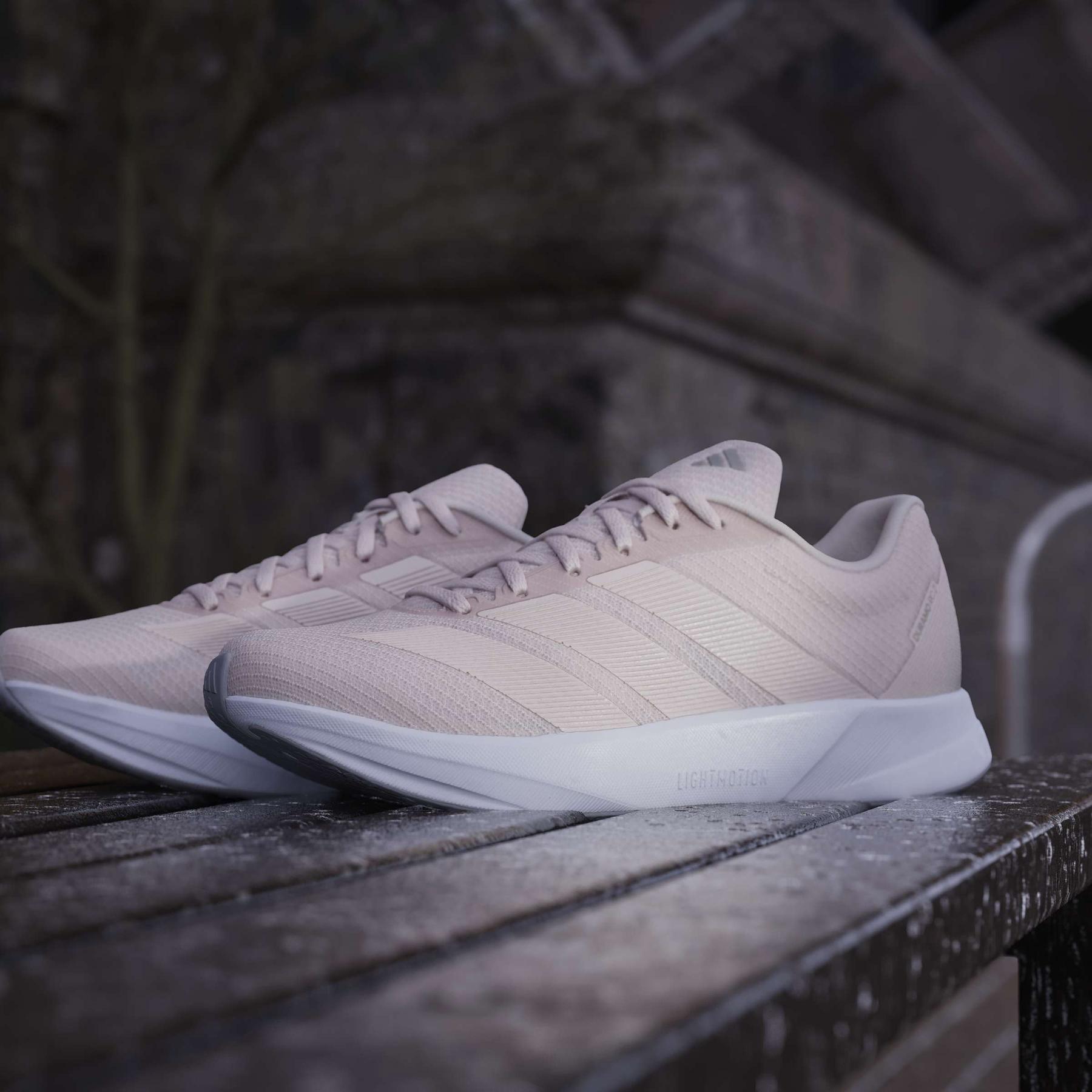 product/a/d/adidas_js4432_23_footwear_photography_heromrktng_view_10-nw091725.jpg