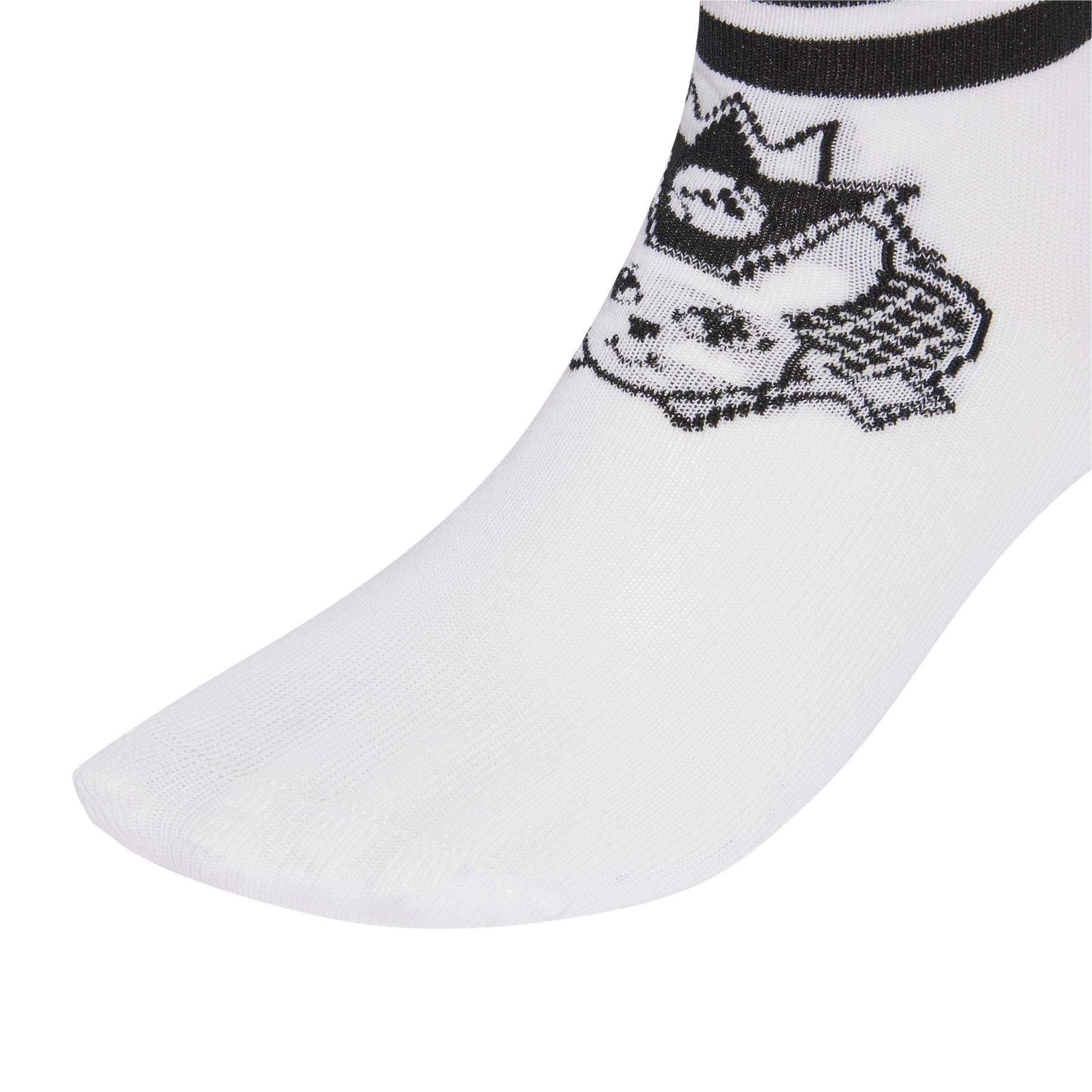 a/d/adidas_jv5125_white-black-powplu_3.jpg