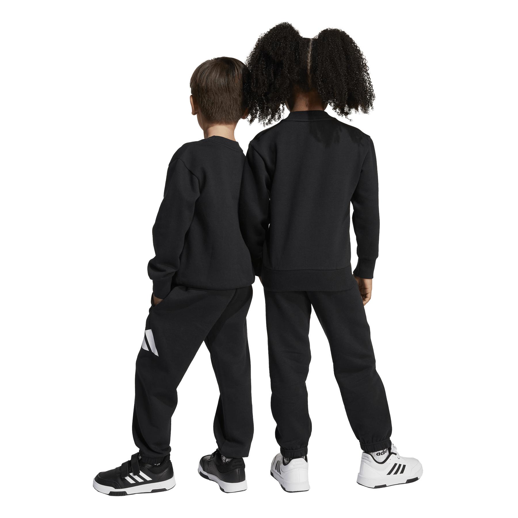 product/a/d/adidas_jw2438_black-white_9.jpg