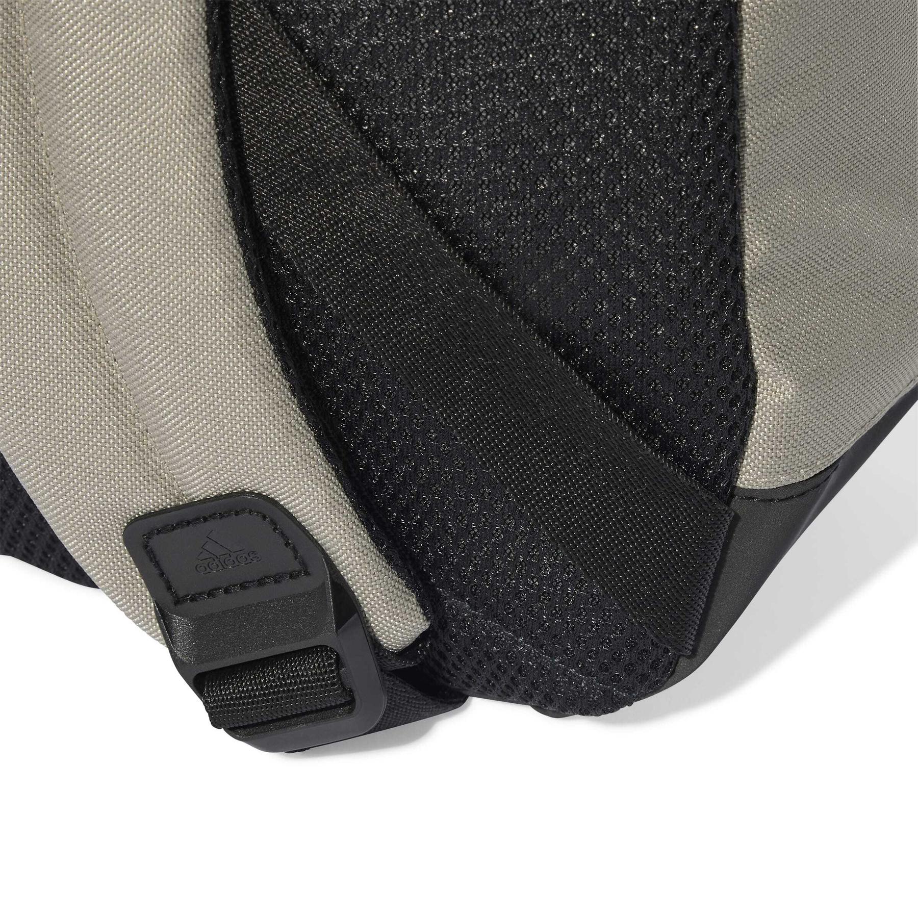 product/a/d/adidas_jx6561_5_hardware_photography_detail_view_2_white.jpg