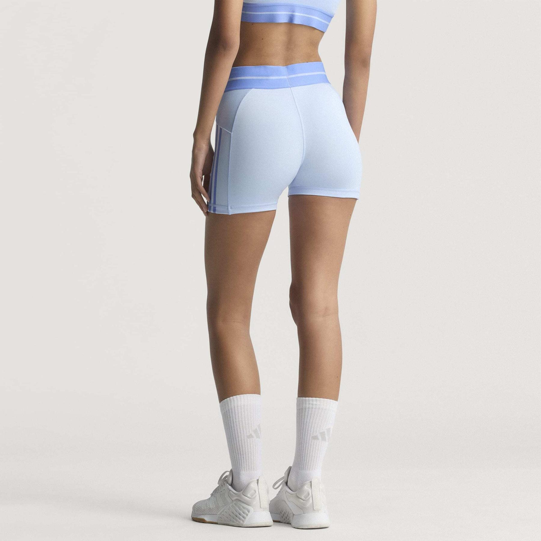 product/a/d/adidas_jy2084_10_apparel_photography_heromrktng_view_3.jpg