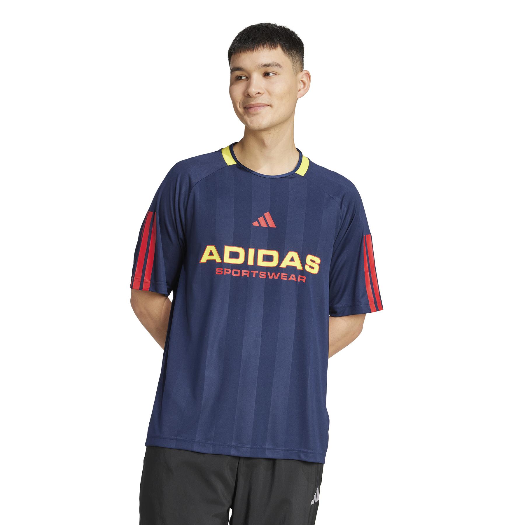 product/a/d/adidas_kb5571_bleu_2.jpg
