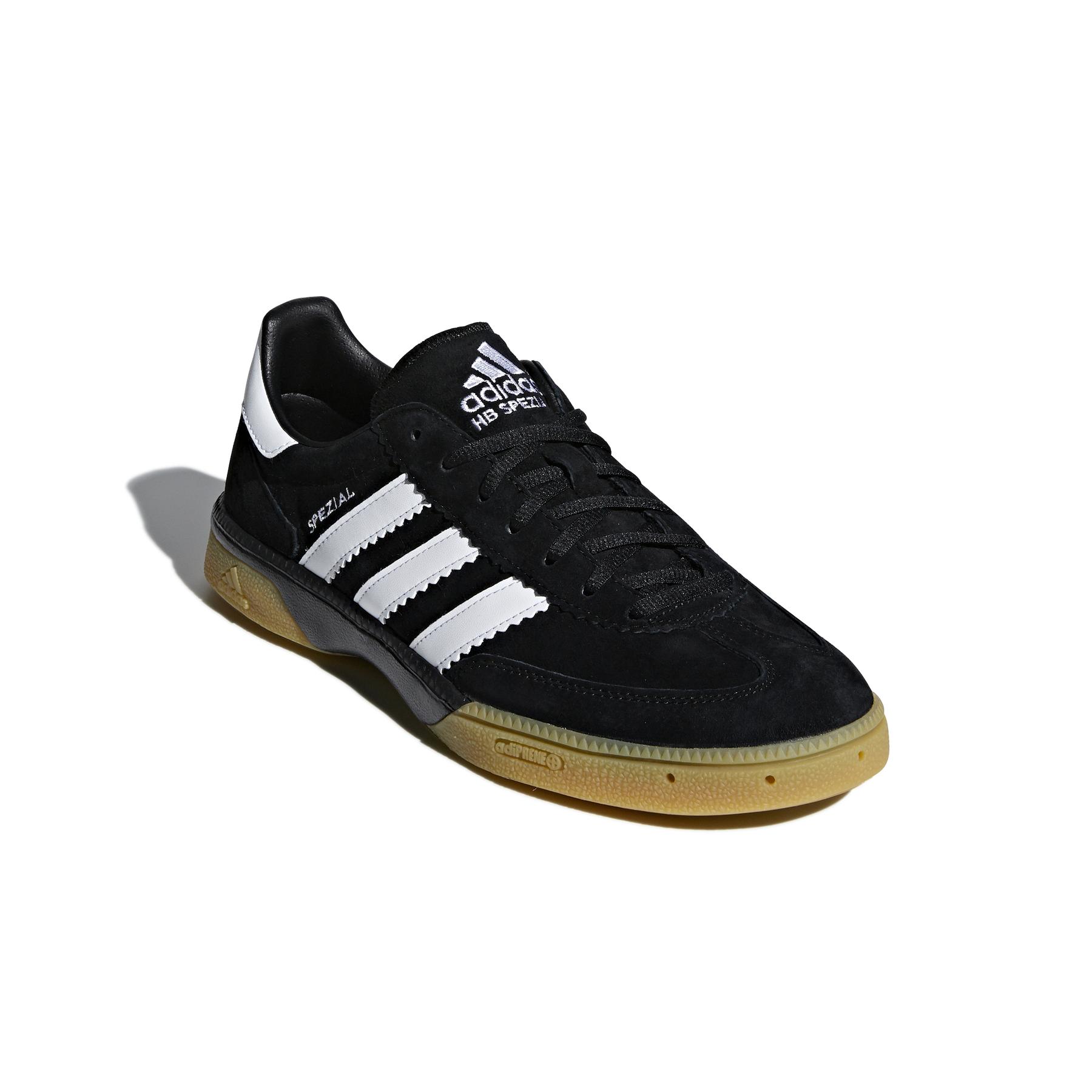 product/a/d/adidas_m18209_7_footwear_photography_front_lateral_top_view_white_000.jpg