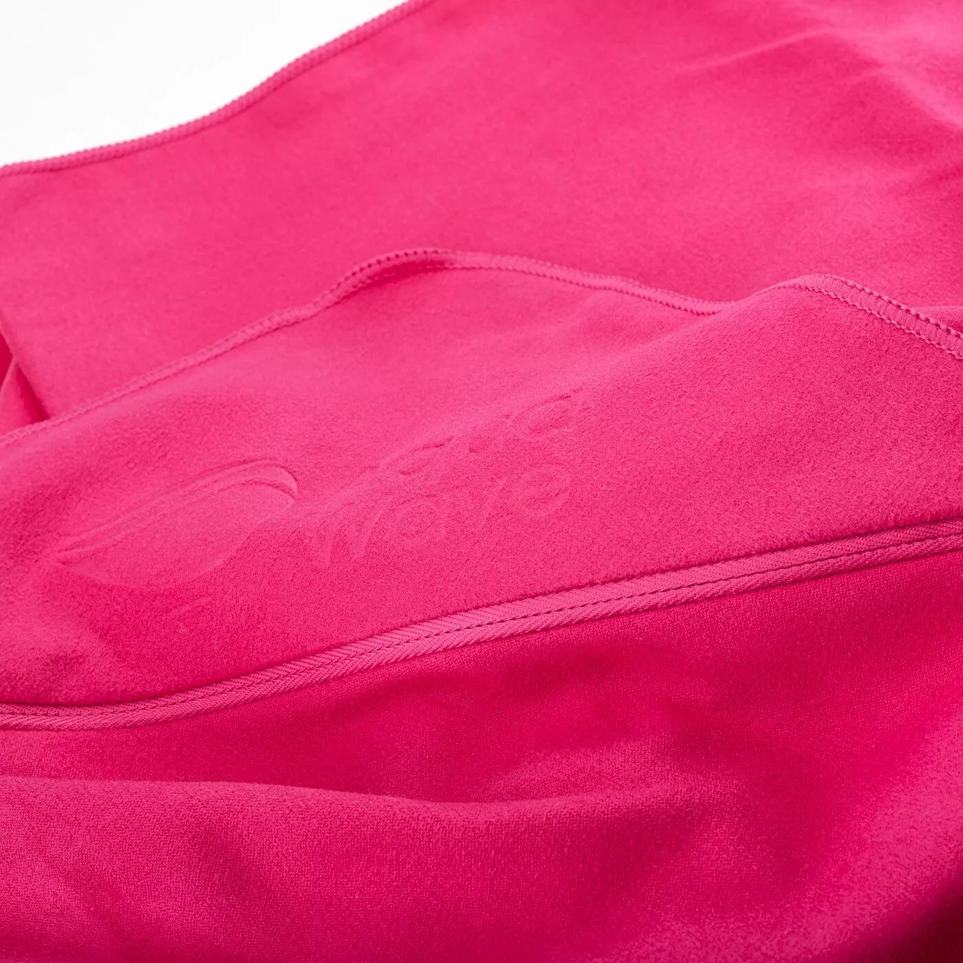 a/q/aquawave_m000159161_raspberry-sorbet_3.jpg