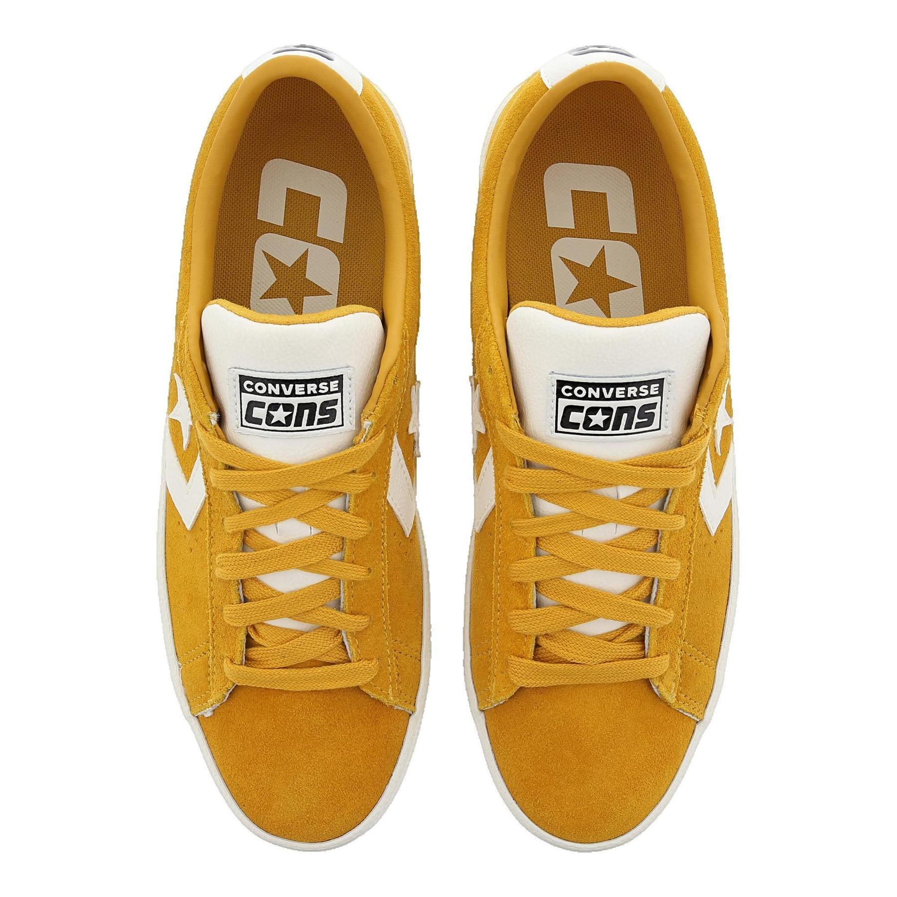c/o/converse_a09907c_orange_3.jpg