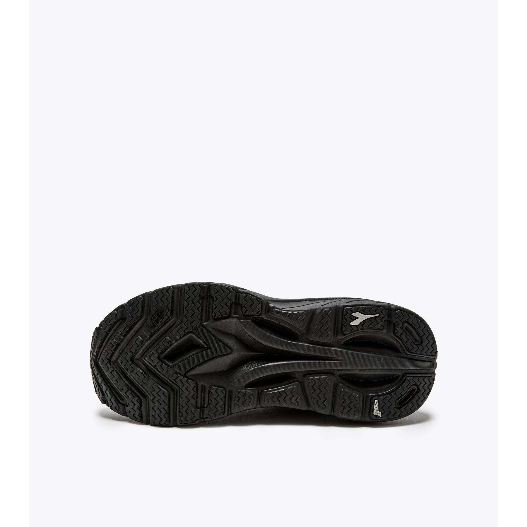 product/d/i/diadora_101.179095-c0200_4.jpg