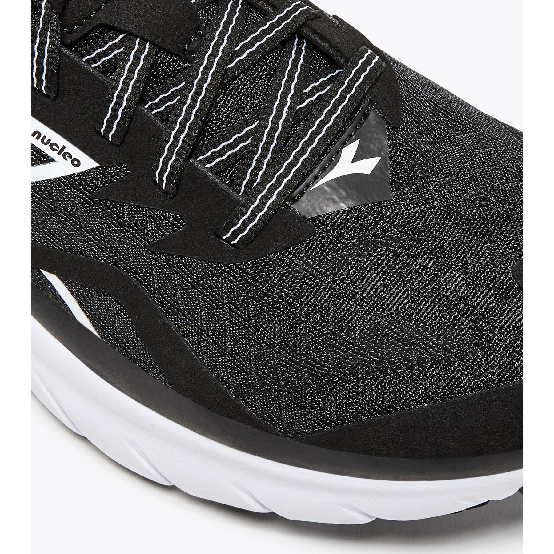 product/d/i/diadora_101.179095-c7406_nero-bianco-ott_5.jpg