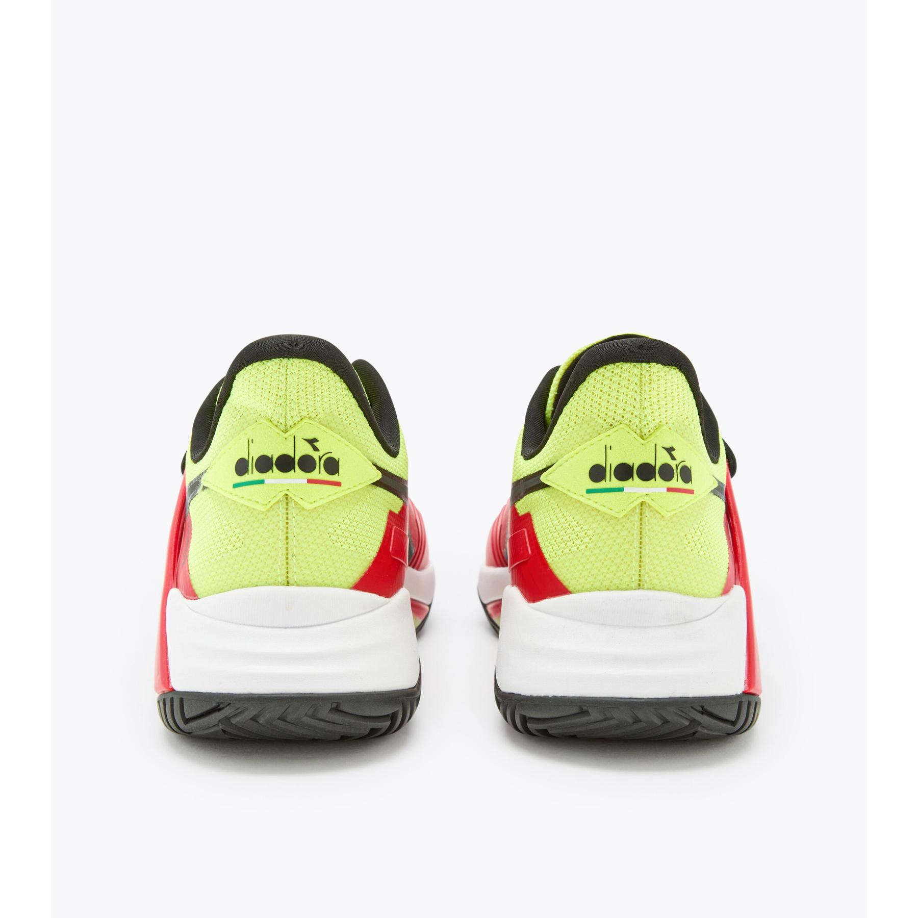 product/d/i/diadora_101.179099-d0273_jaune-fl-dd-noir-rg-ardent_3.jpg