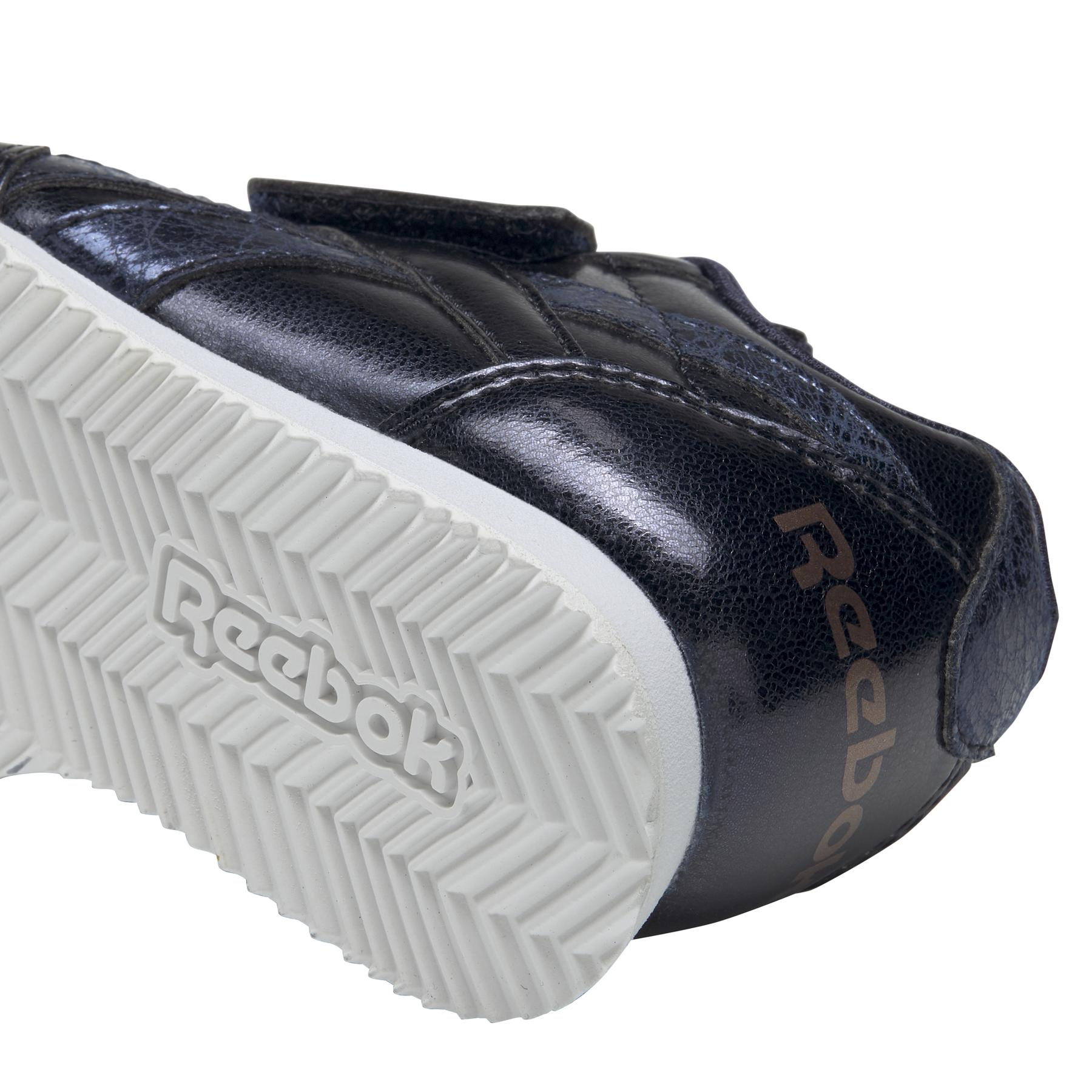 product/d/v/dv9031_ftw_photo_detail-3_white.jpg