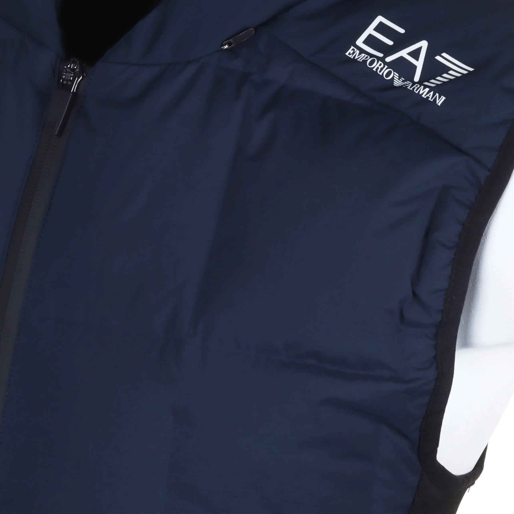 product/e/a/ea7-emporio-armani_6dpq08-pngkz-1562_armani-blue_5.jpg