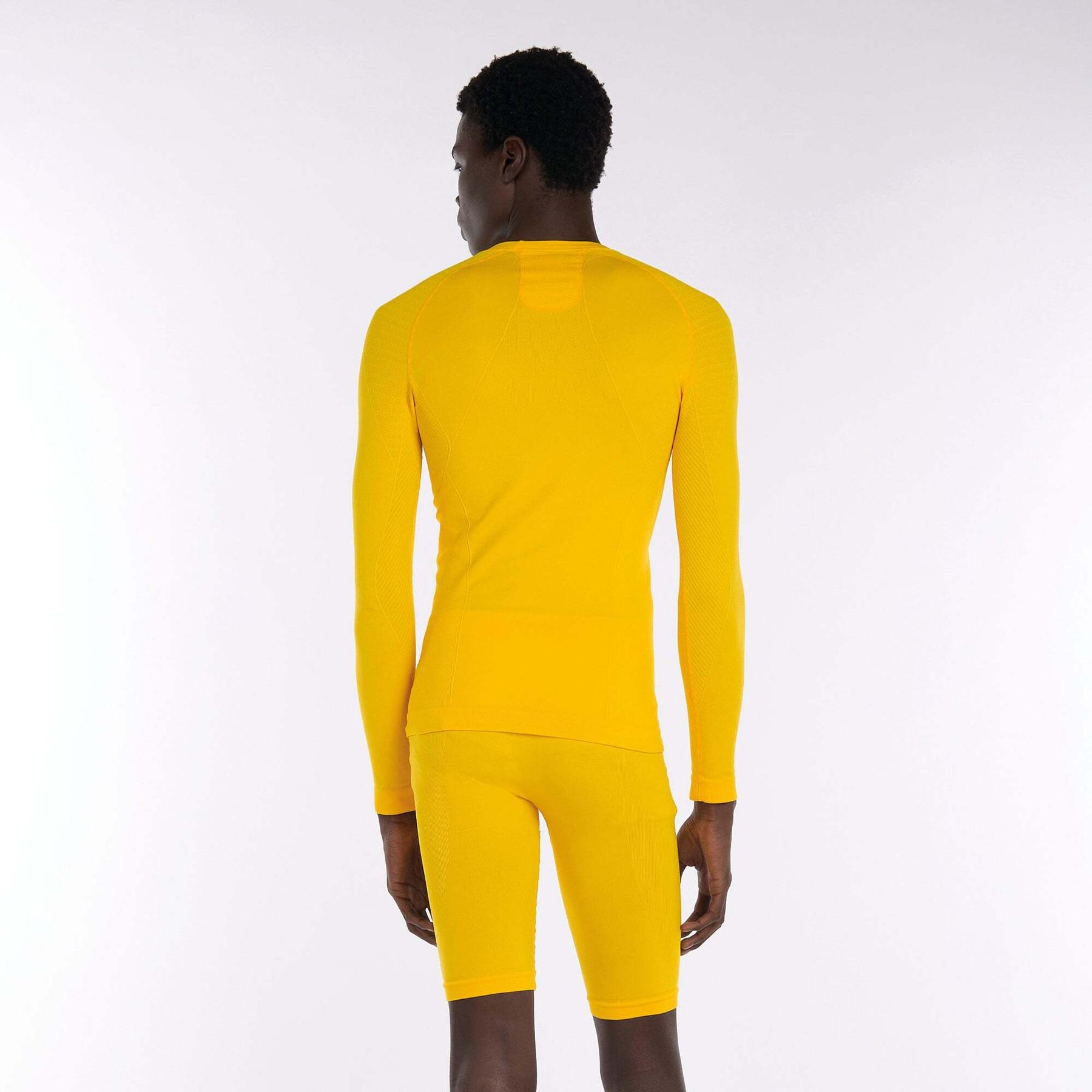 product/e/r/errea_um0m0l00030_jaune_10.jpg