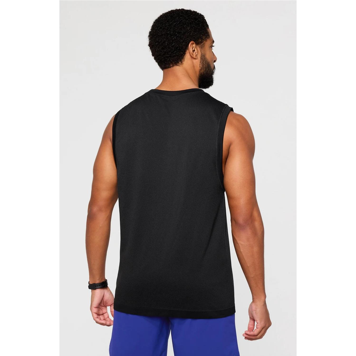 product/f/a/fabletics_le2355254-0001_black_2.jpg