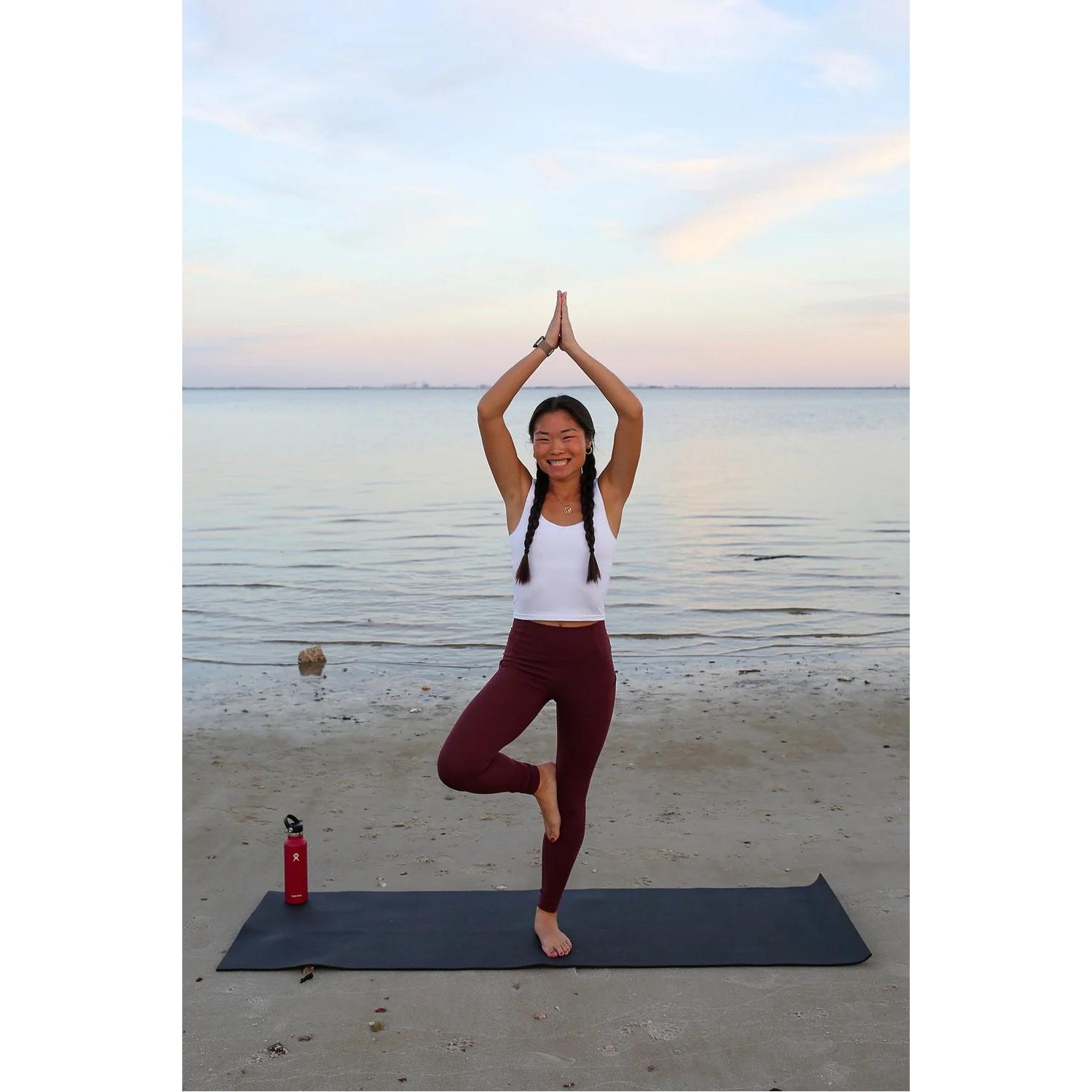 f/a/fabletics_lg2041749-6932_merlot_6.jpg