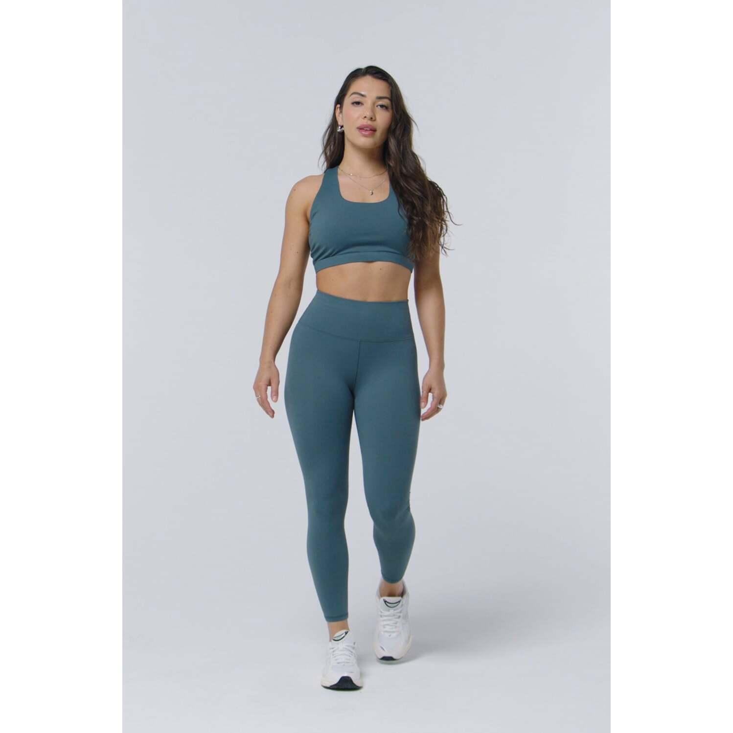 f/a/fabletics_lg2043113-0001_black_6.jpg