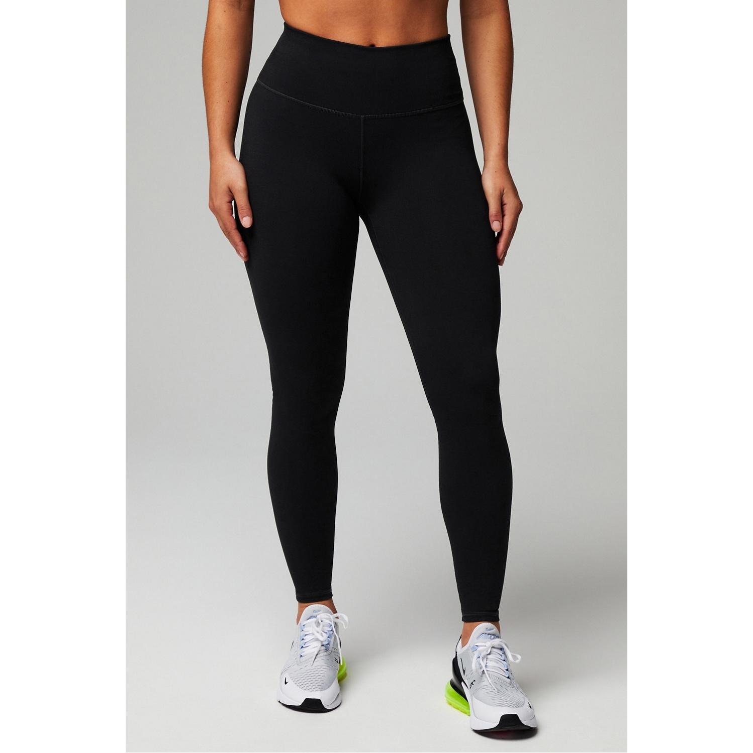 f/a/fabletics_pt1617843-0001_black_2.jpg