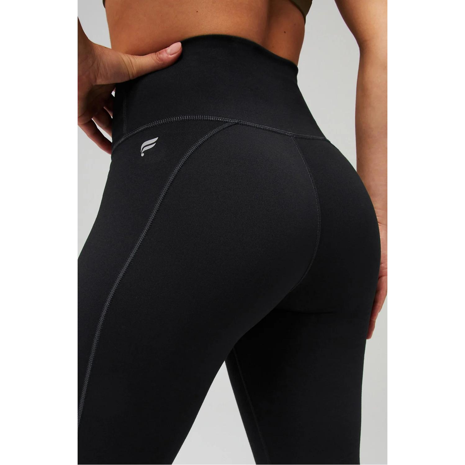 f/a/fabletics_pt1617843-0001_black_3.jpg
