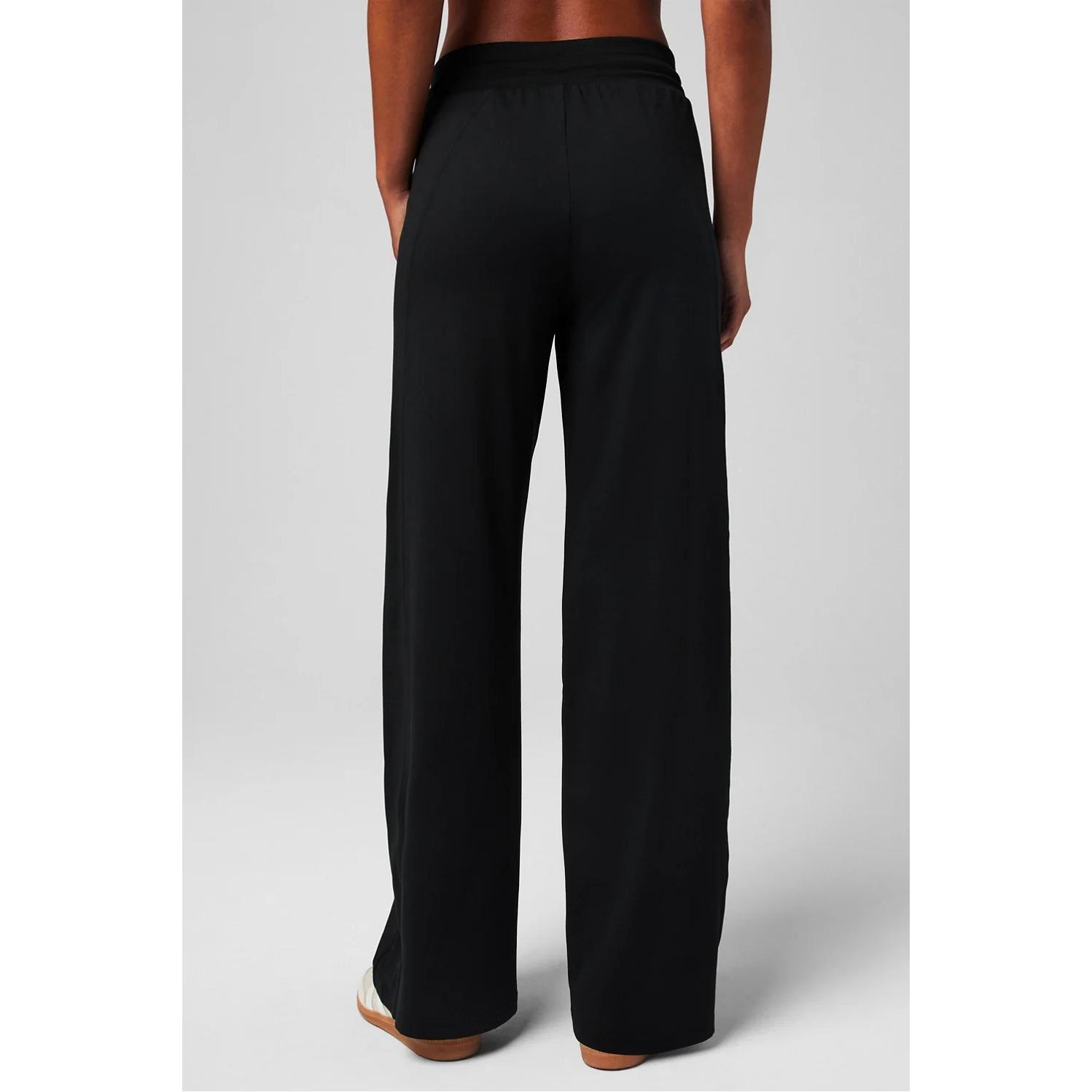 product/f/a/fabletics_pt2459182-0001_black_2.jpg