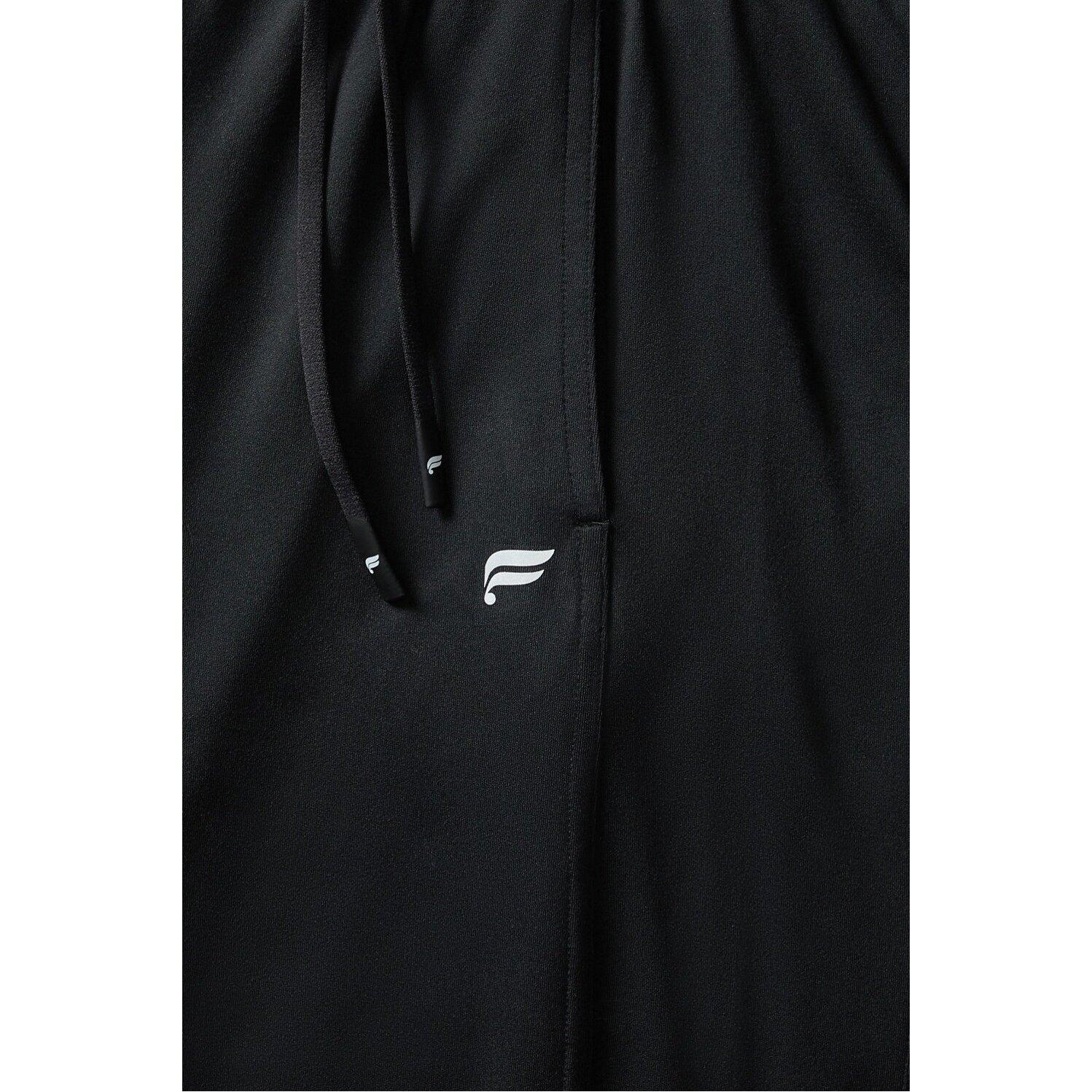 product/f/a/fabletics_pt2459182-0001_black_4.jpg