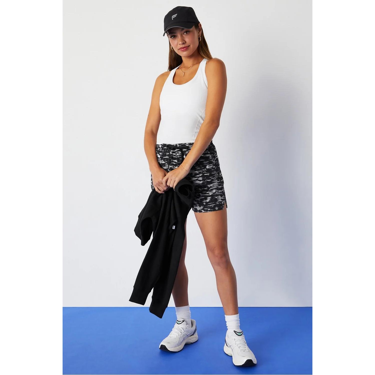 f/a/fabletics_tk2459004-3570_classic-white_3.jpg