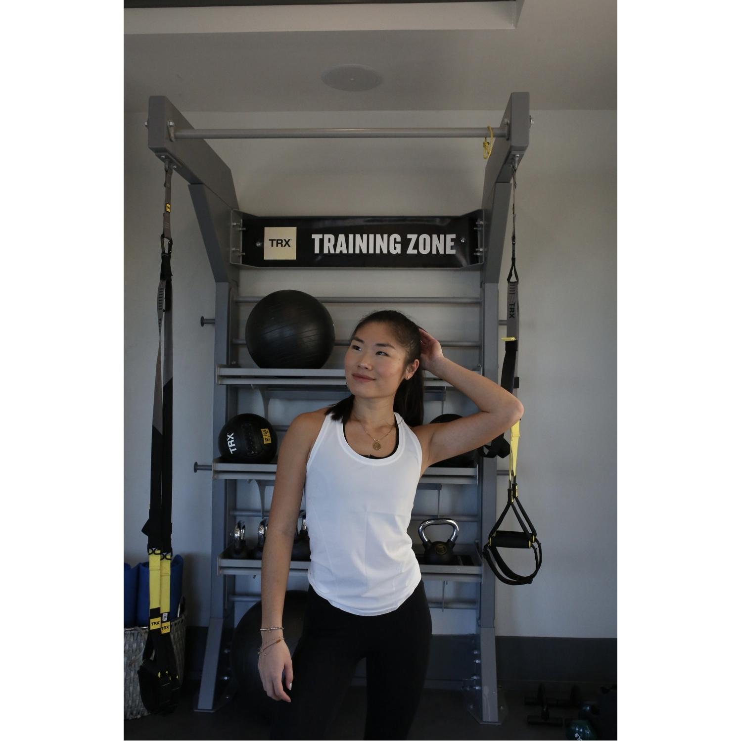 f/a/fabletics_tk2459004-3570_classic-white_6.jpg