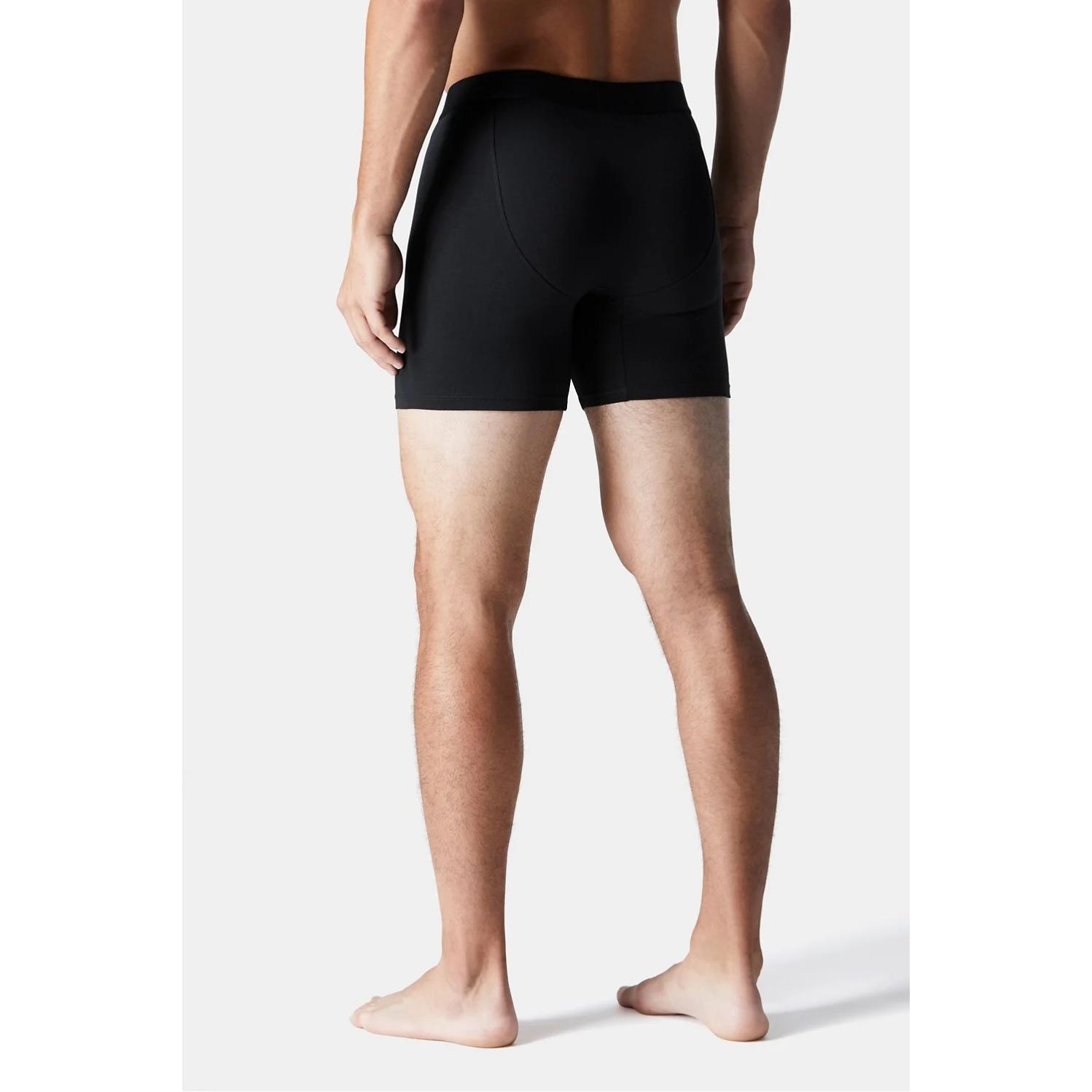 product/f/a/fabletics_uw2044696-0001_black_4.jpg