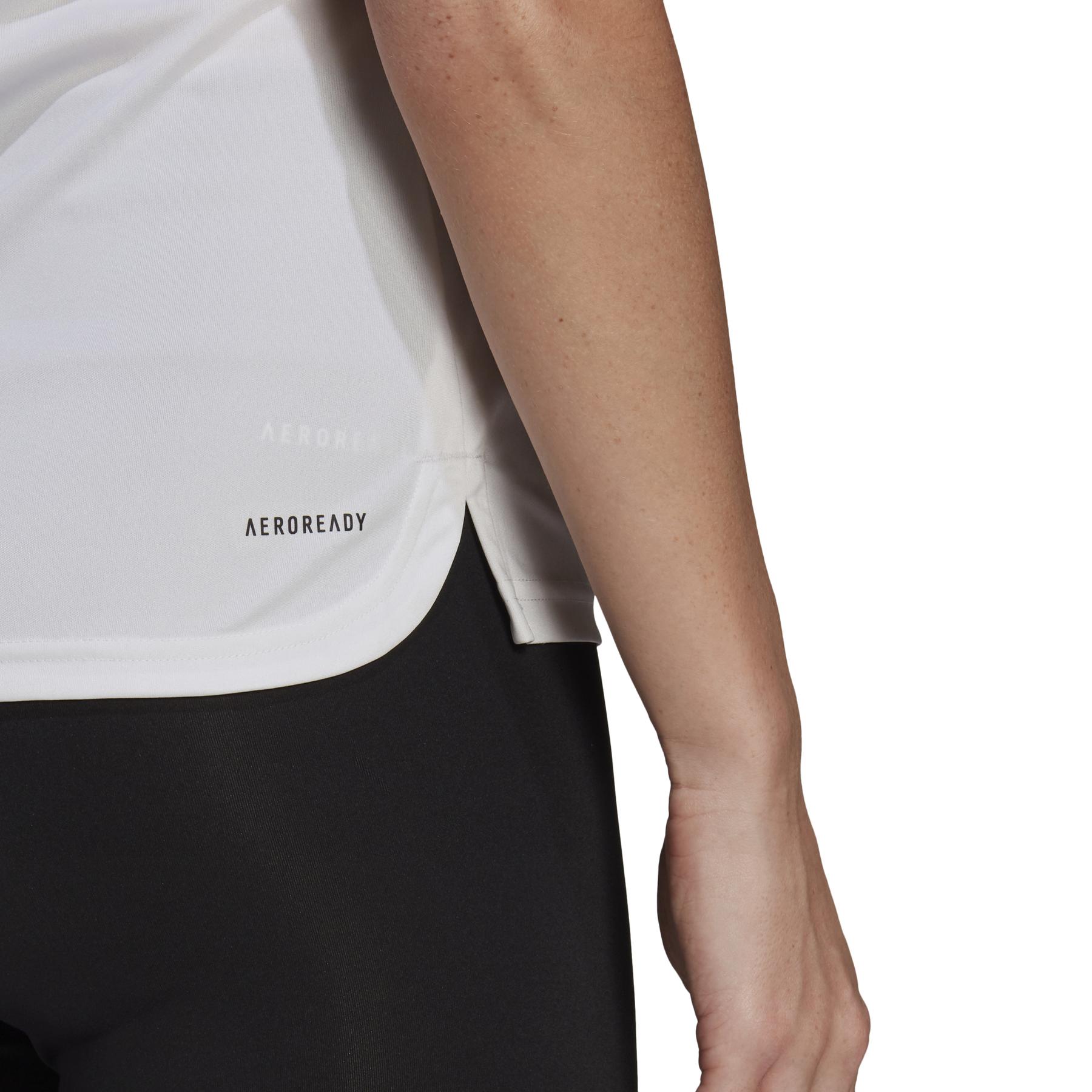 product/g/l/gl3790_app_on-model_detail-2_white.jpg