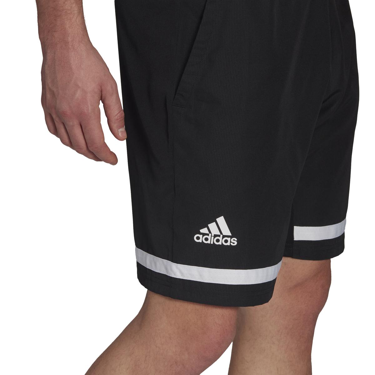 product/g/l/gl5400_app_on-model_detail-2_white.jpg