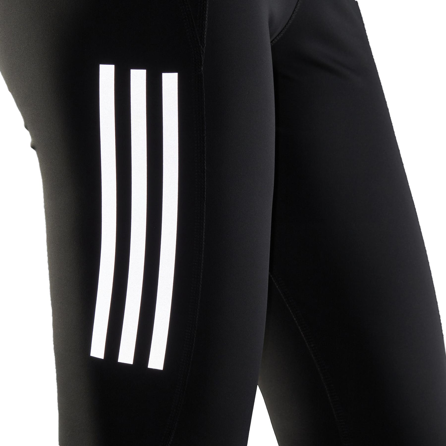 product/g/u/gu8940_app_on-model_detail-1_white.jpg