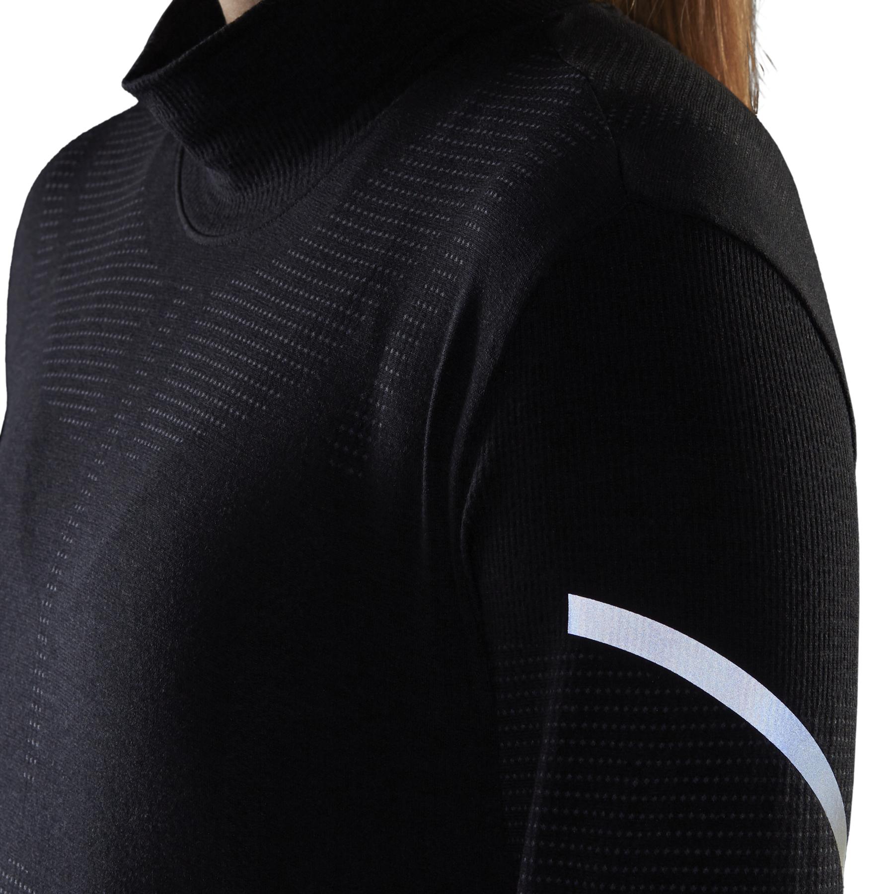 product/h/1/h13228_app_on-model_detail-1_white.jpg