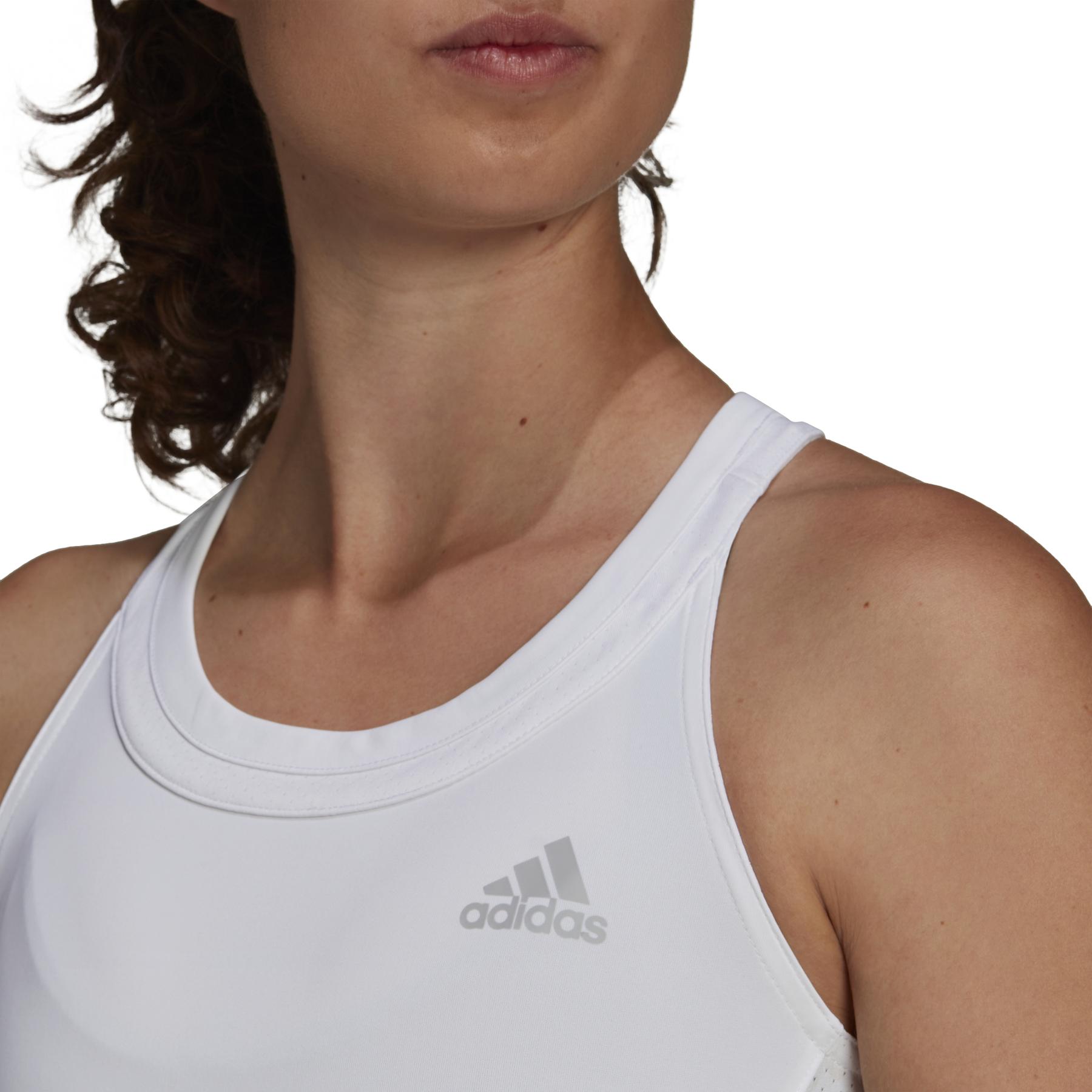 product/h/b/hb8022_app_on-model_detail-1_white.jpg