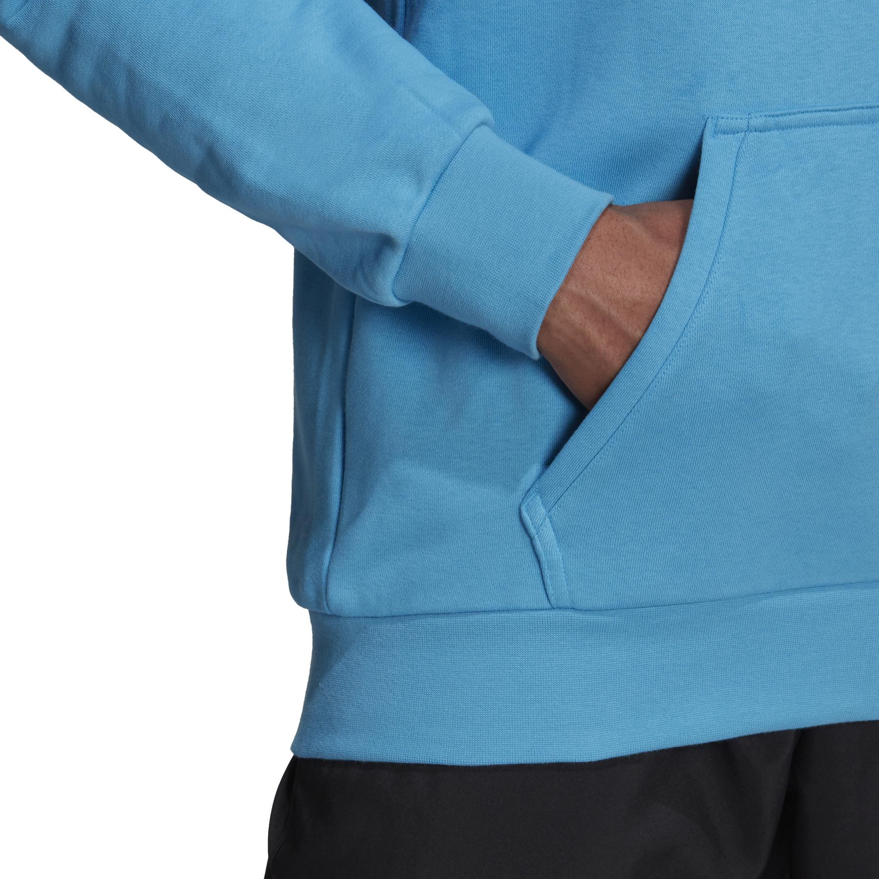 product/h/c/hc7822_app_on-model_detail-2_white.jpg